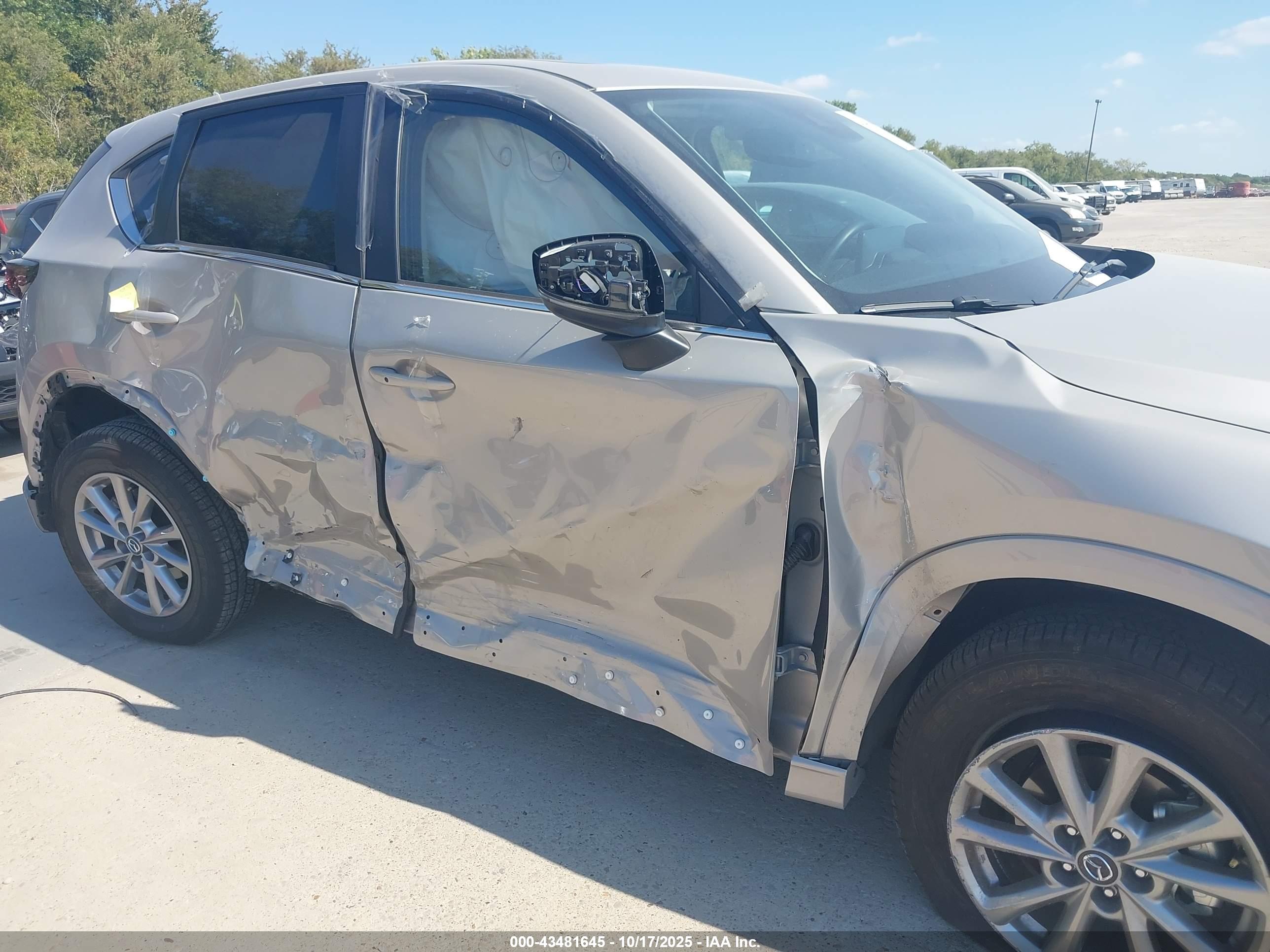 MAZDA CX-5 image 6