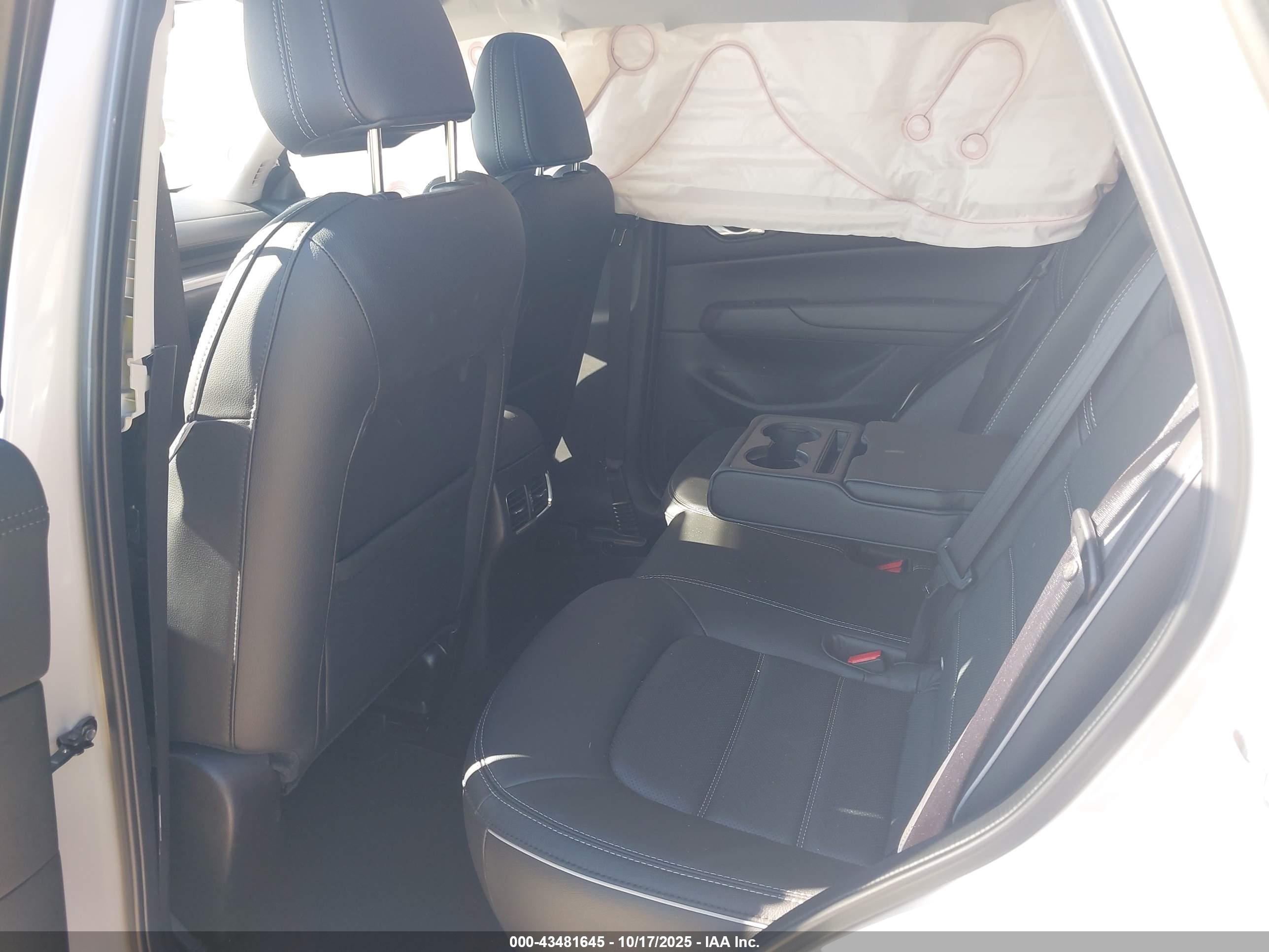 MAZDA CX-5 image 8