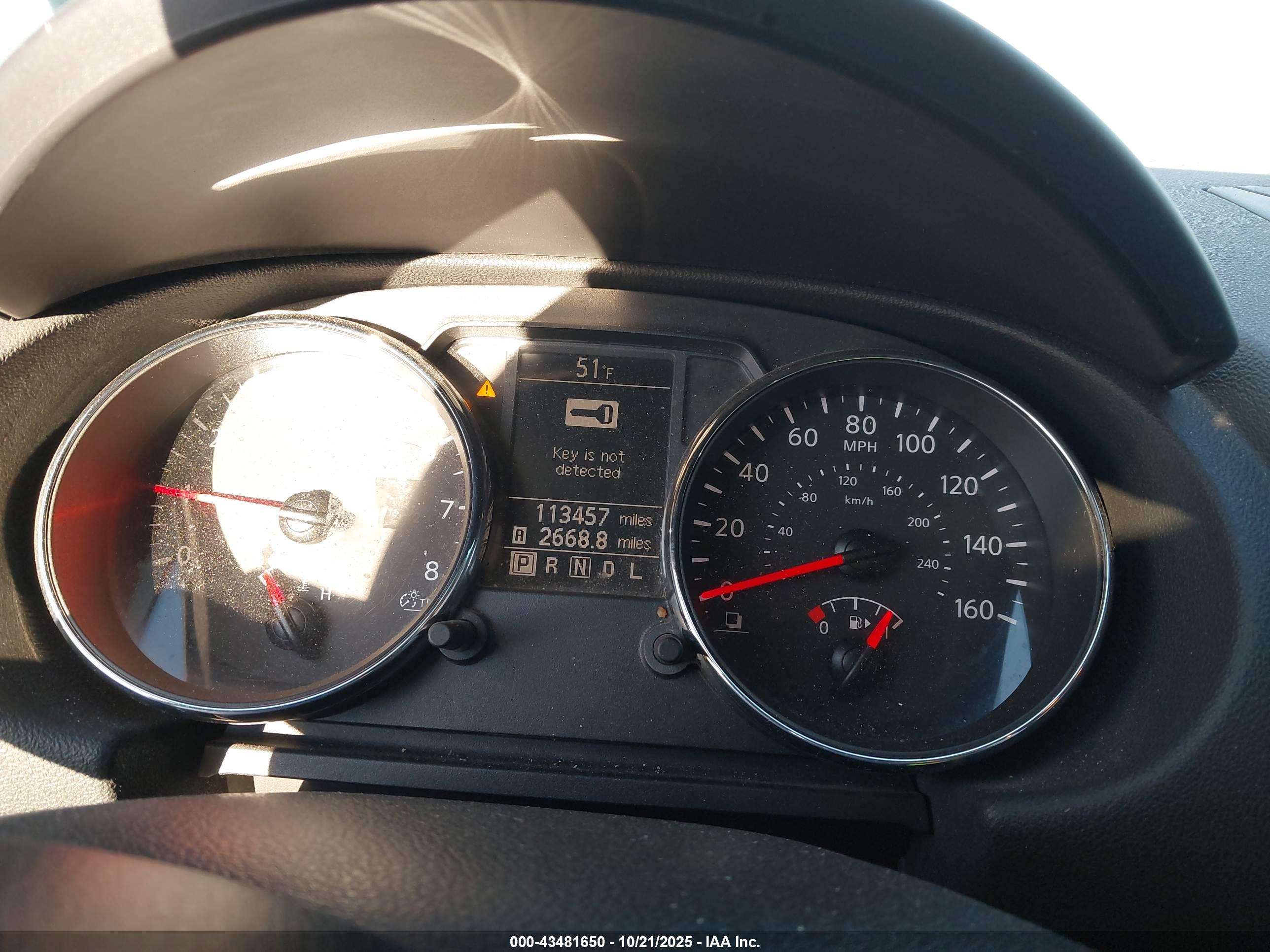 NISSAN ROGUE image 7