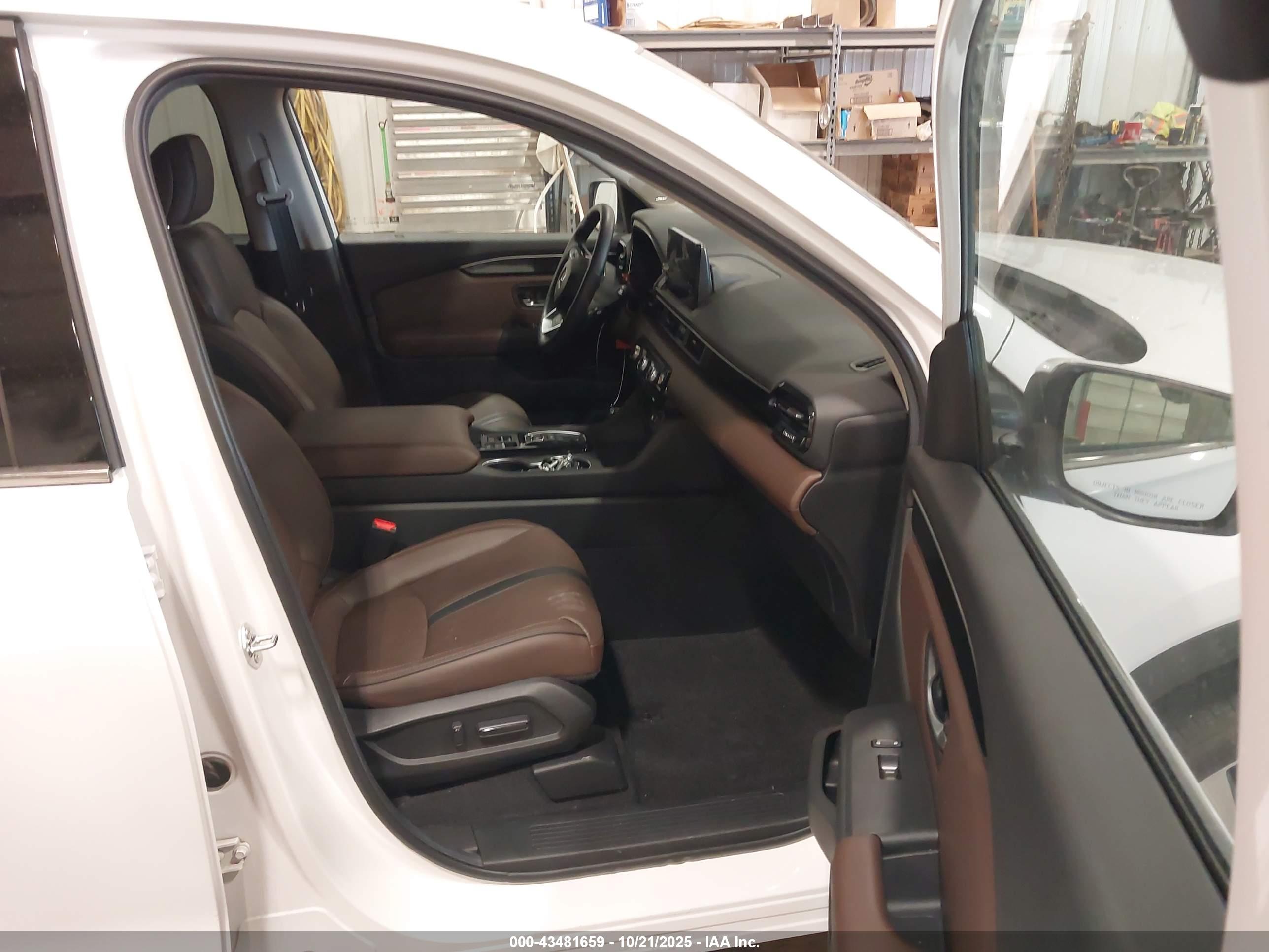 HONDA PILOT image 5