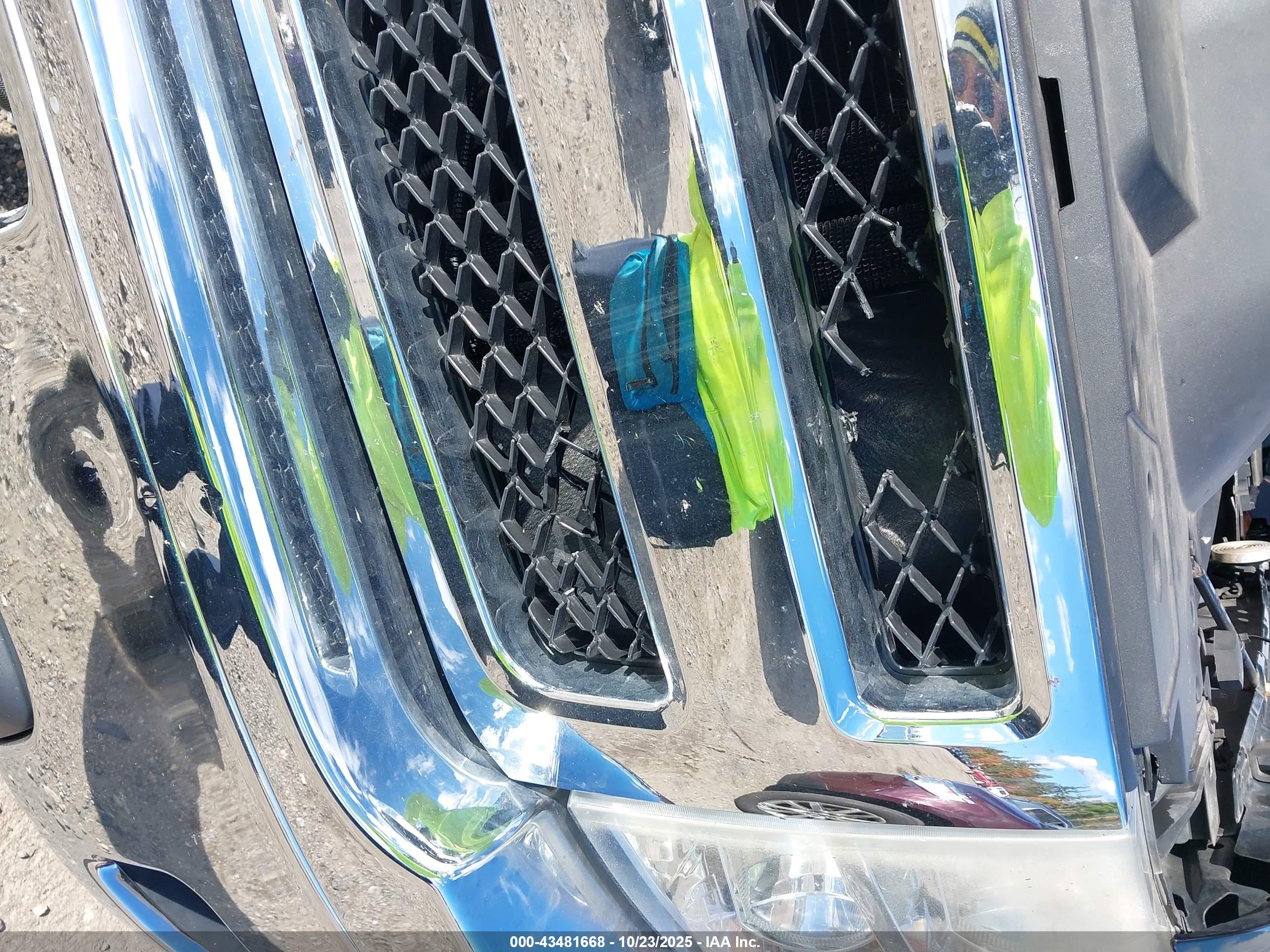 CHEVROLET SILVERADO image 6