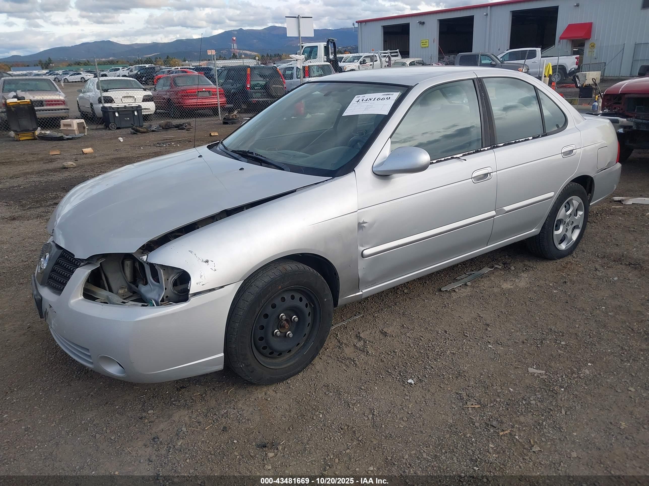 NISSAN SENTRA image 2