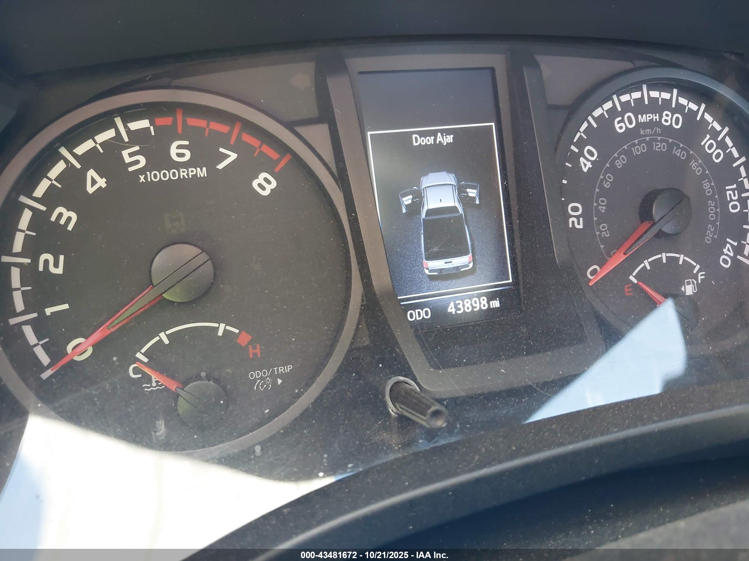TOYOTA TACOMA image 7