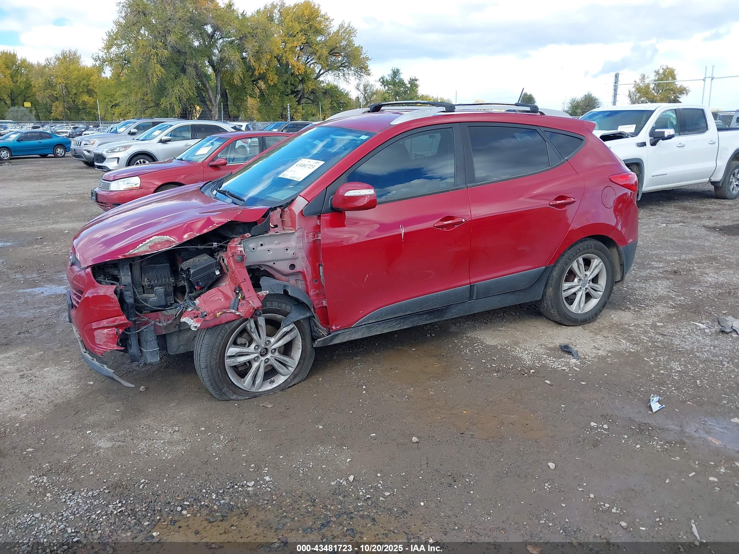 HYUNDAI TUCSON image 2