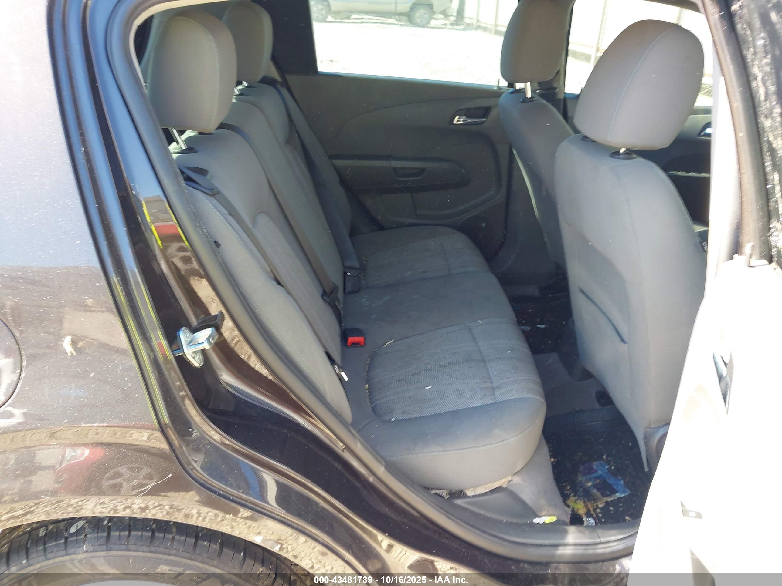 CHEVROLET SONIC image 8