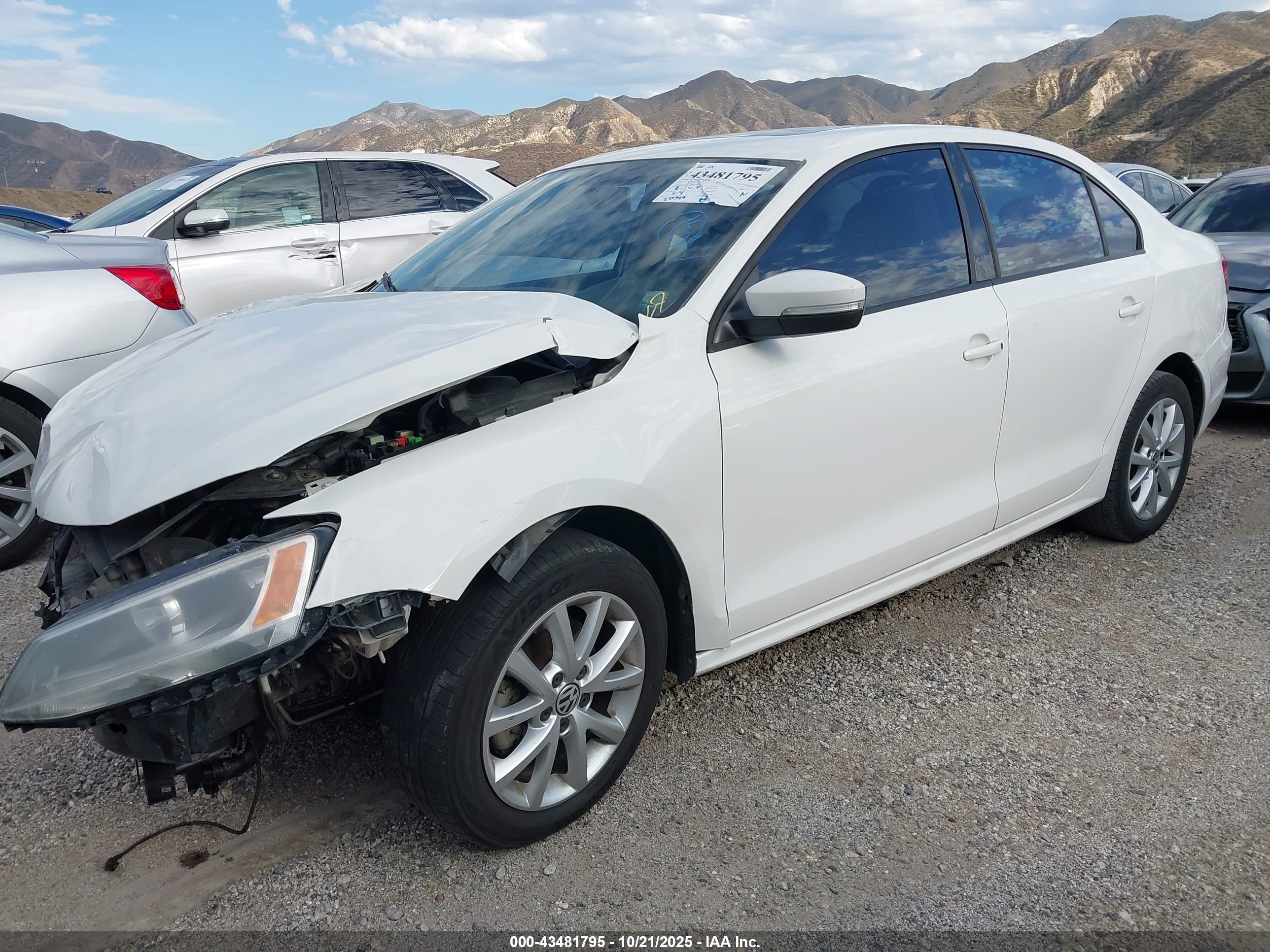 VOLKSWAGEN JETTA image 2