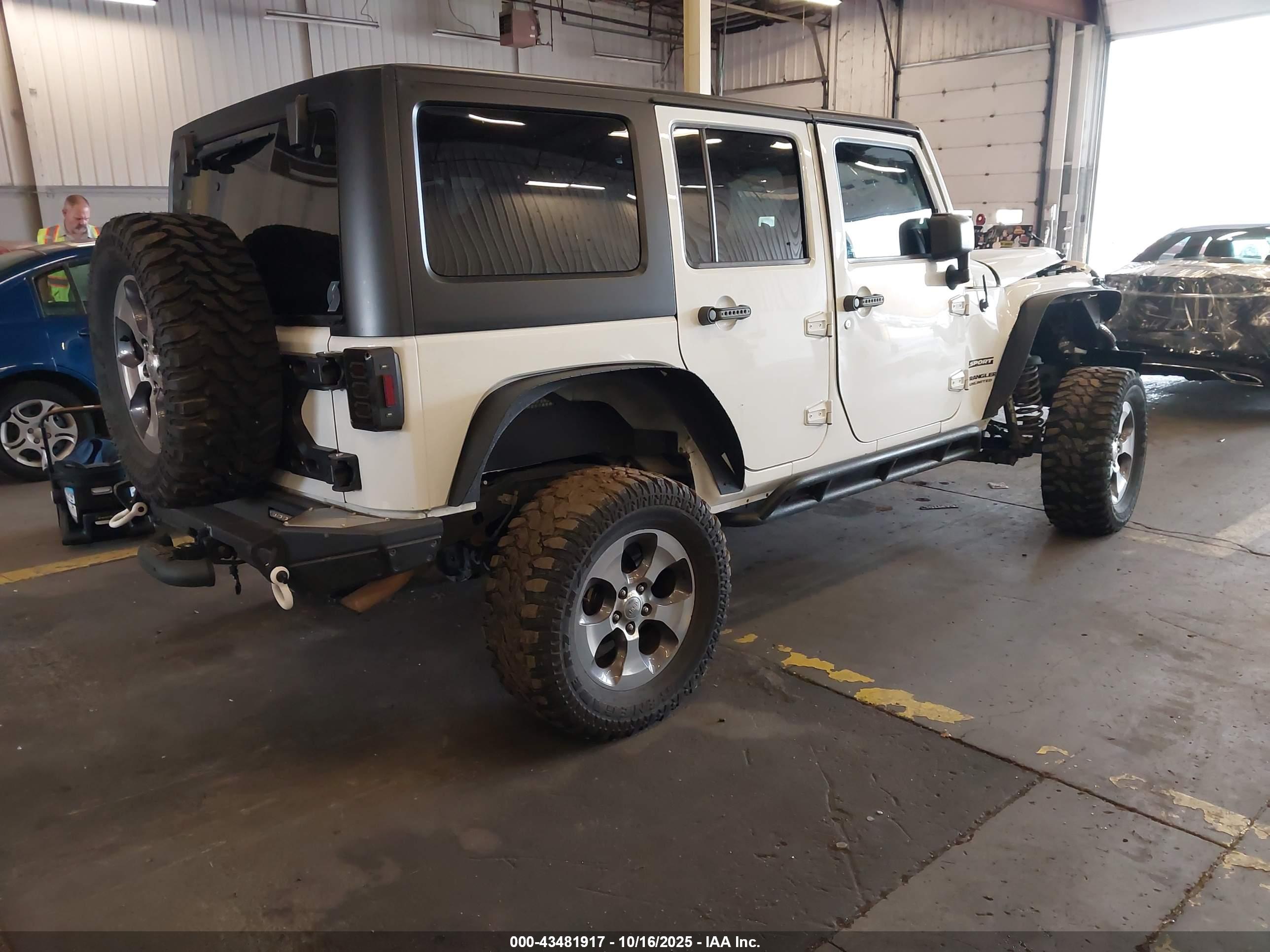 JEEP WRANGLER image 4