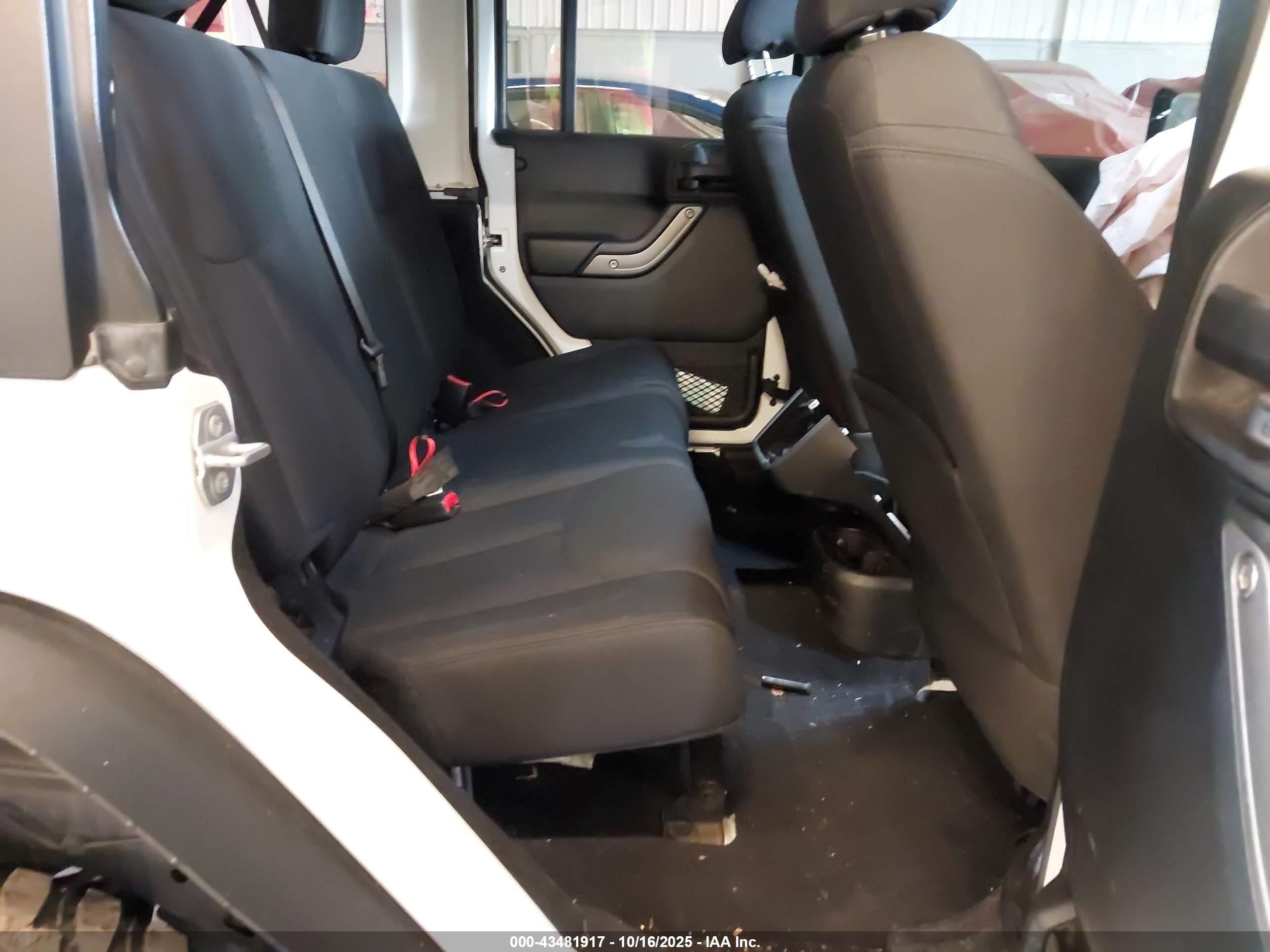 JEEP WRANGLER image 8