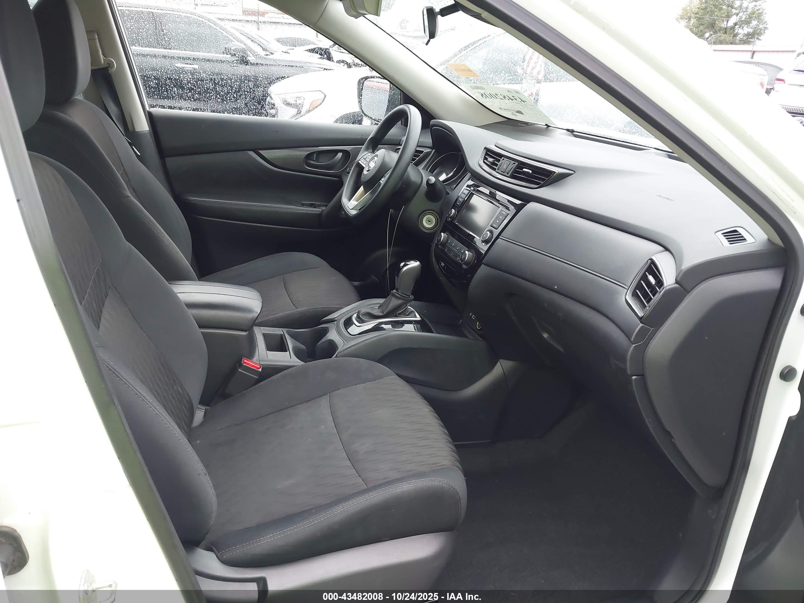 NISSAN ROGUE image 5