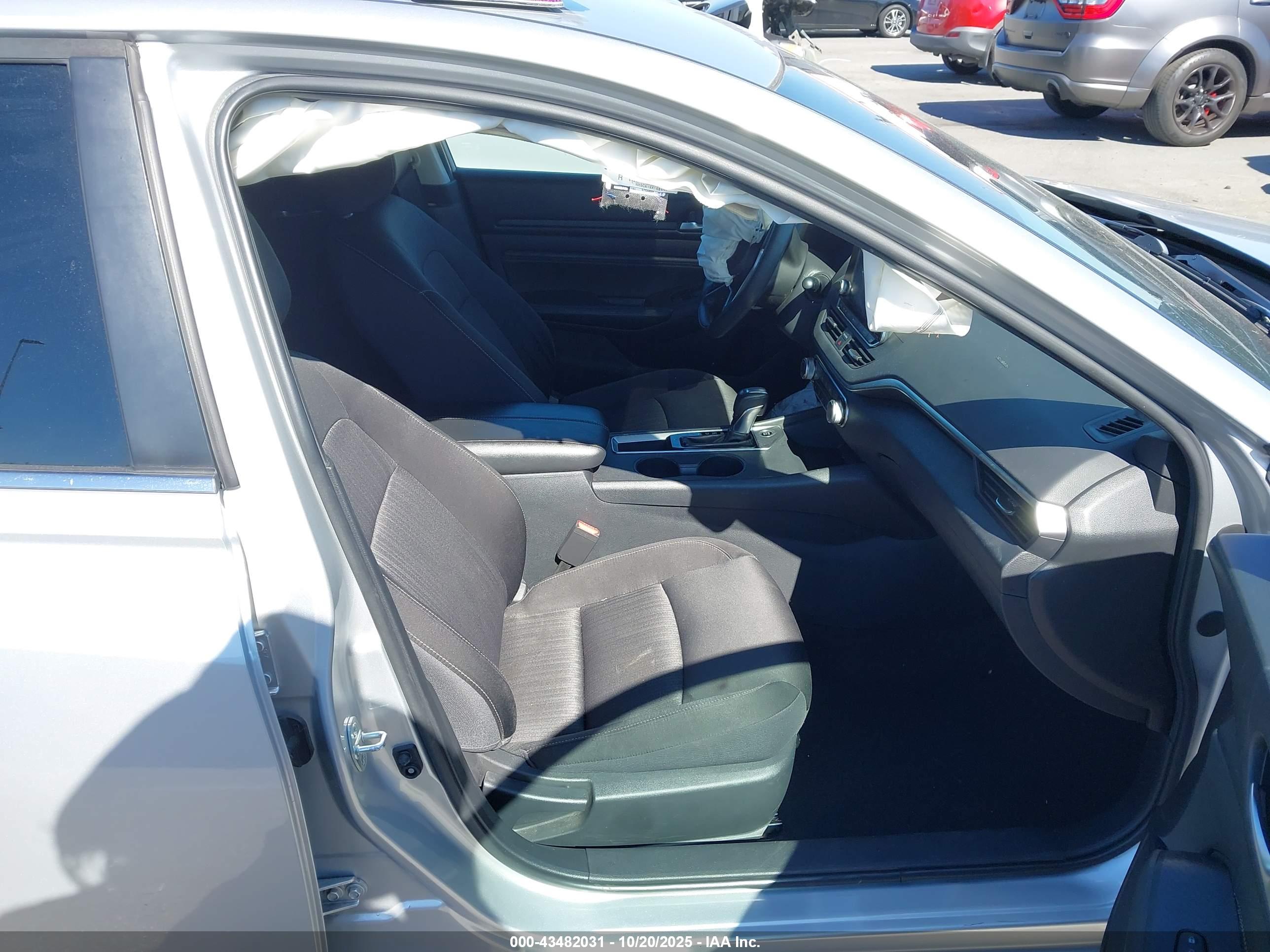 NISSAN ALTIMA image 5