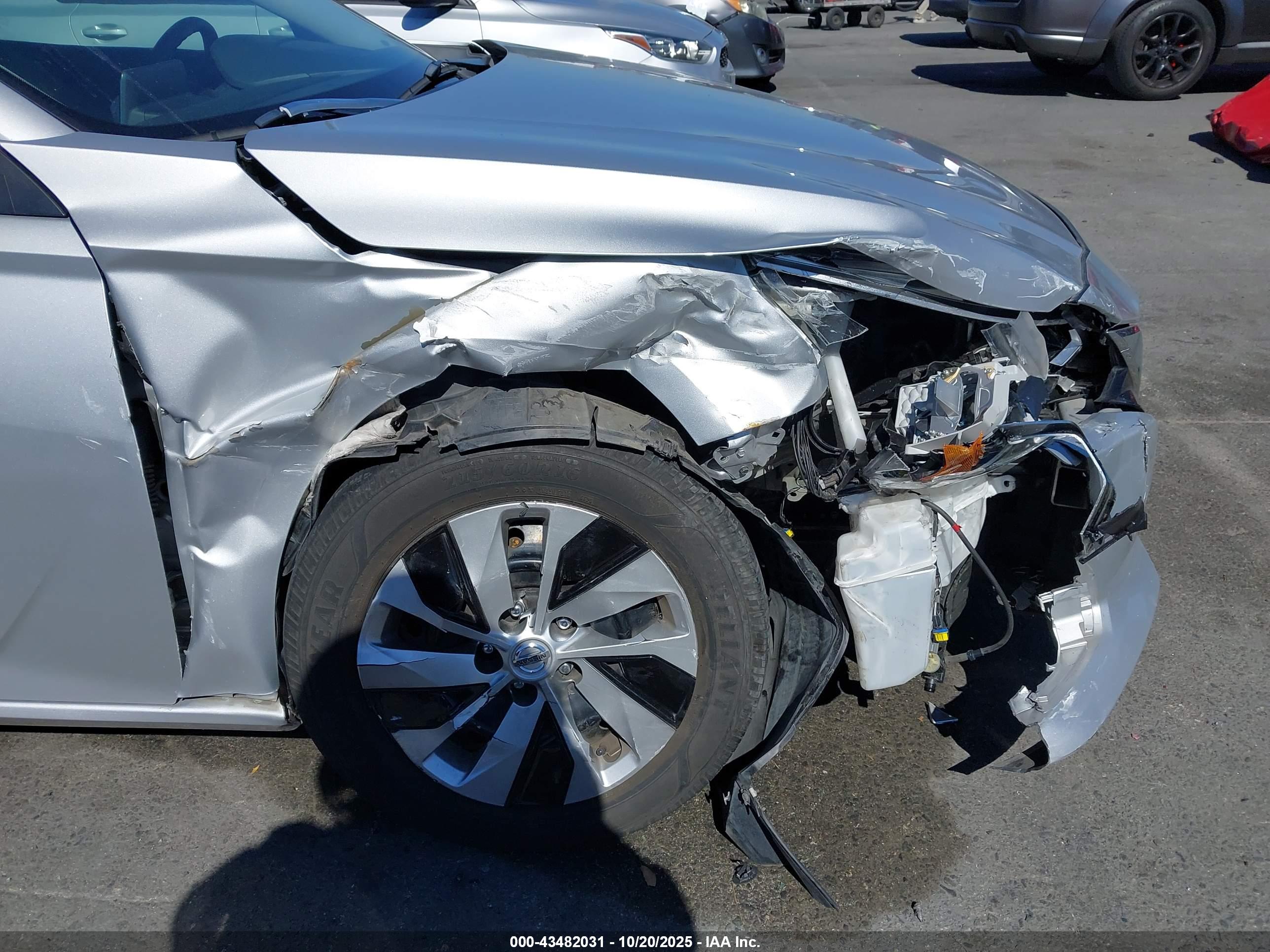 NISSAN ALTIMA image 6