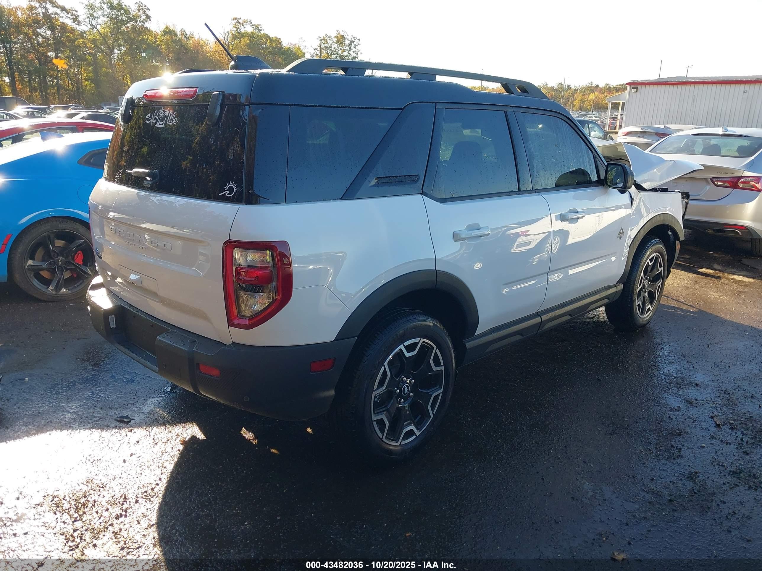 FORD BRONCO image 4