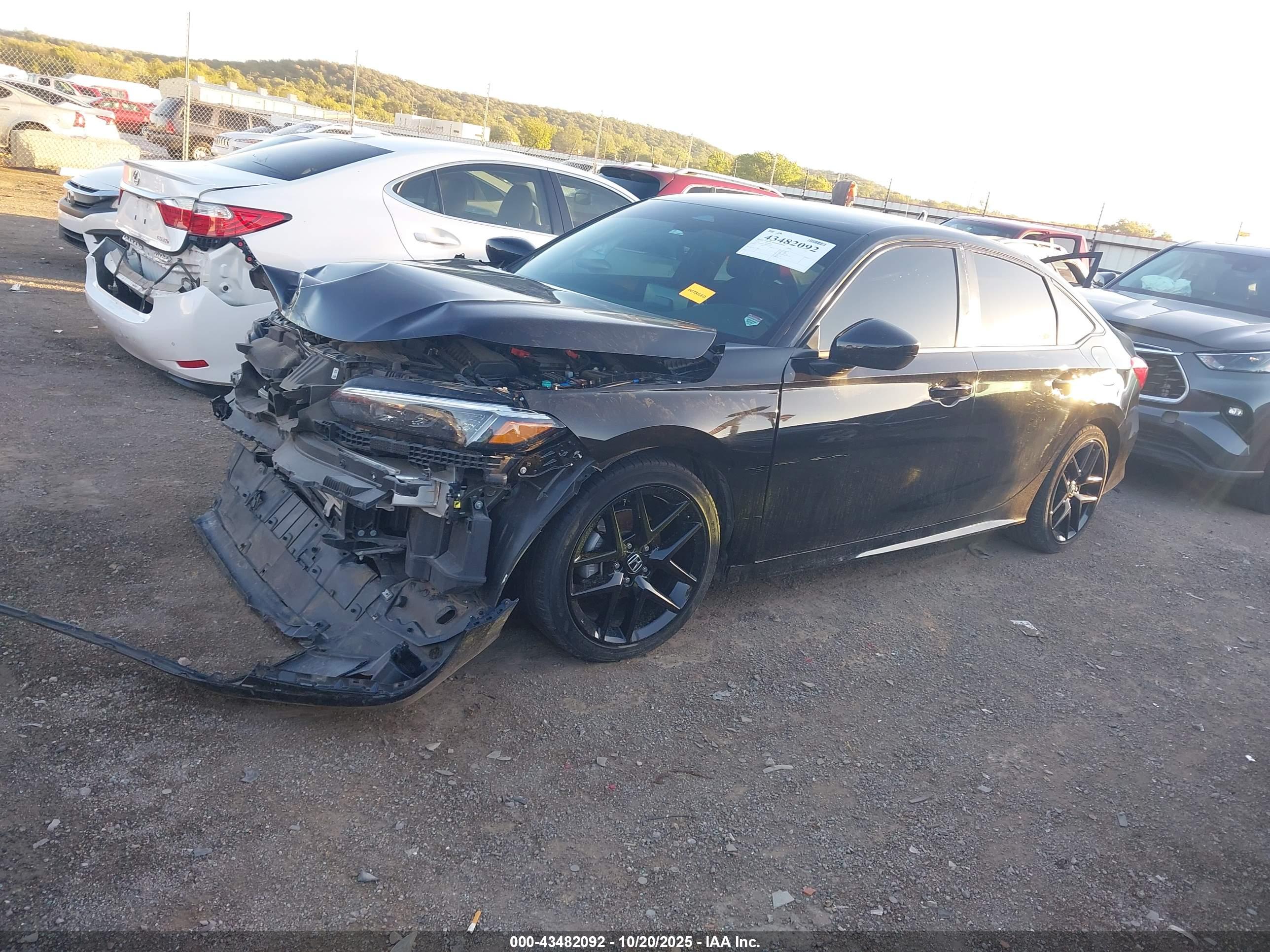 HONDA CIVIC image 2