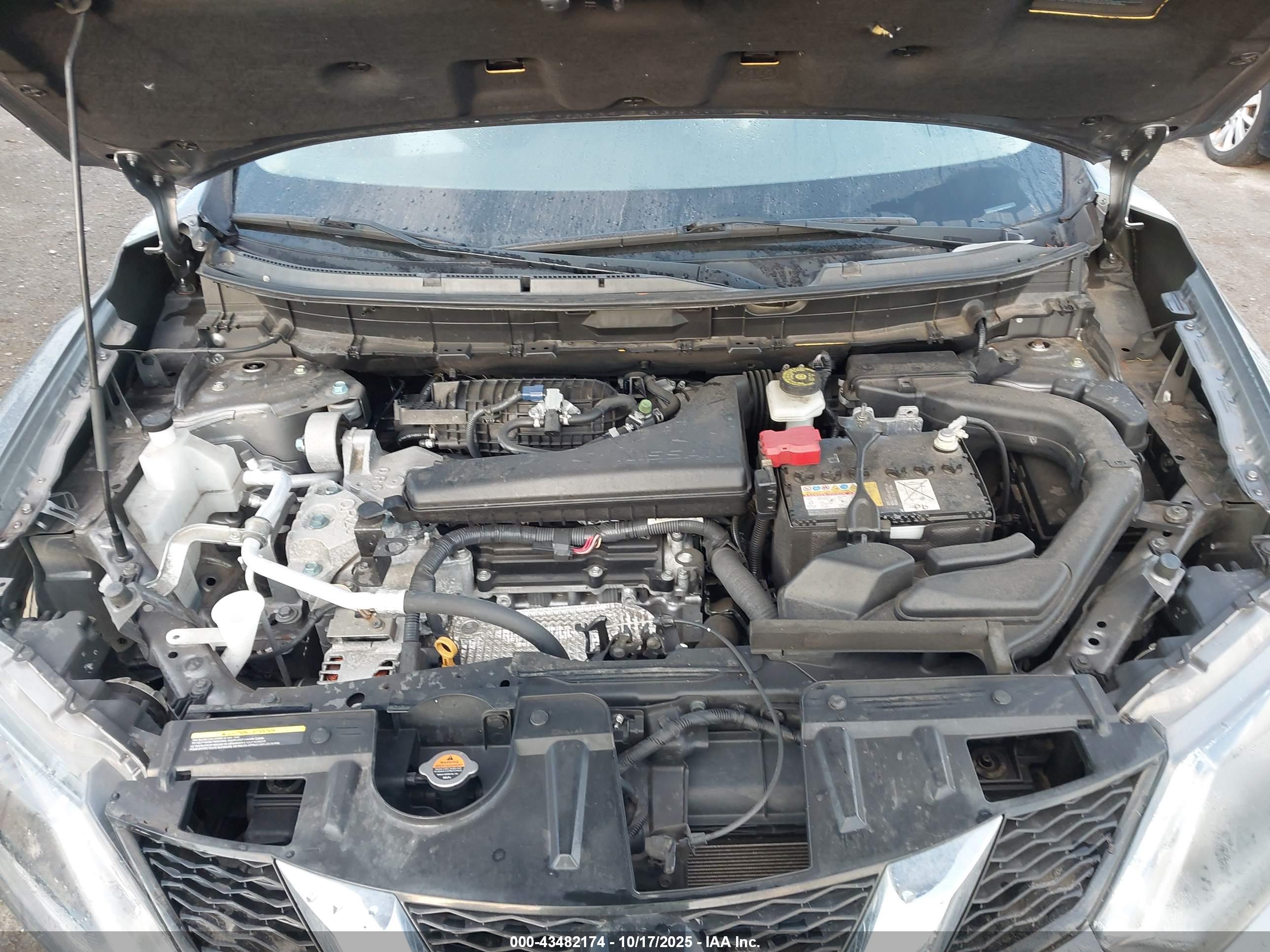 NISSAN ROGUE image 10