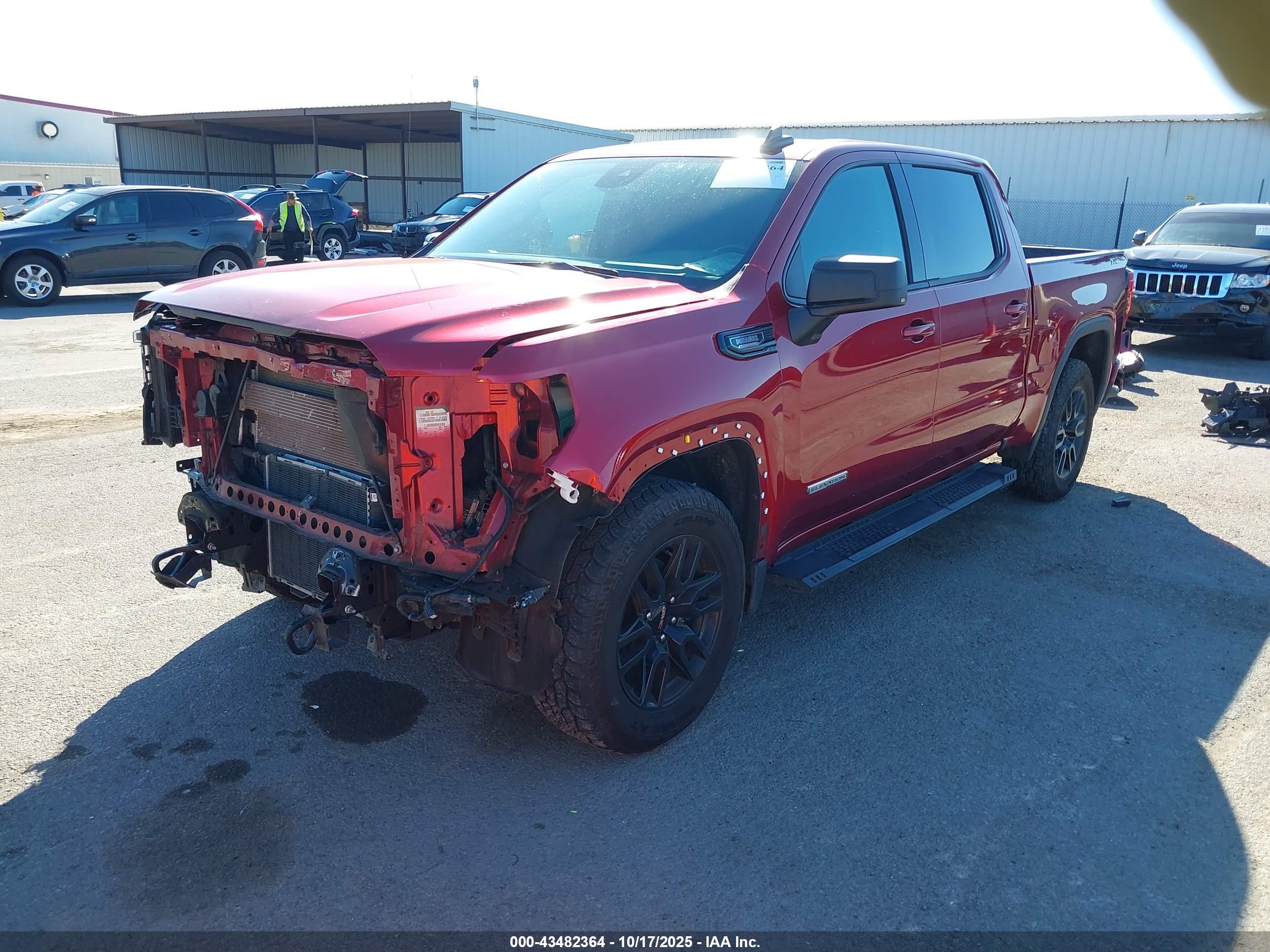 GMC SIERRA image 2
