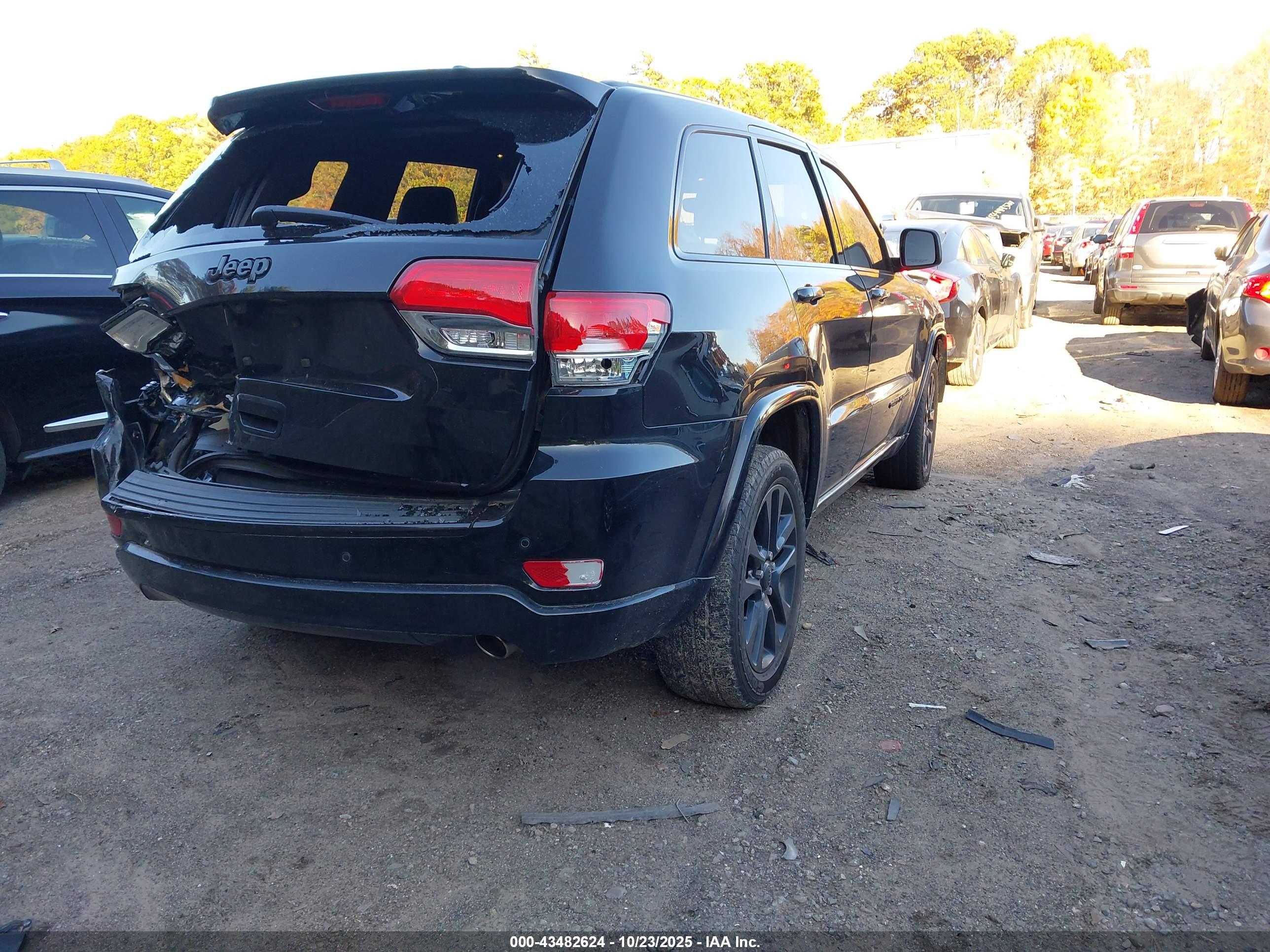 JEEP GRAND image 4