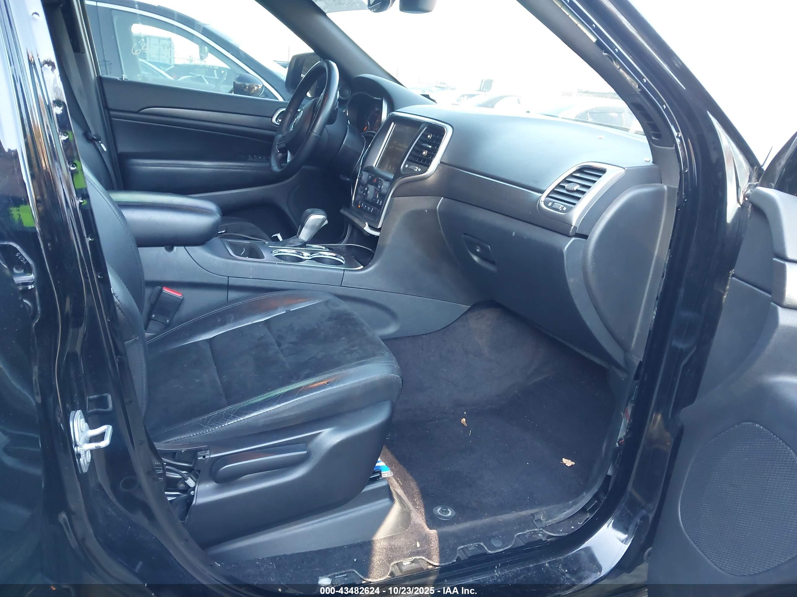 JEEP GRAND image 5