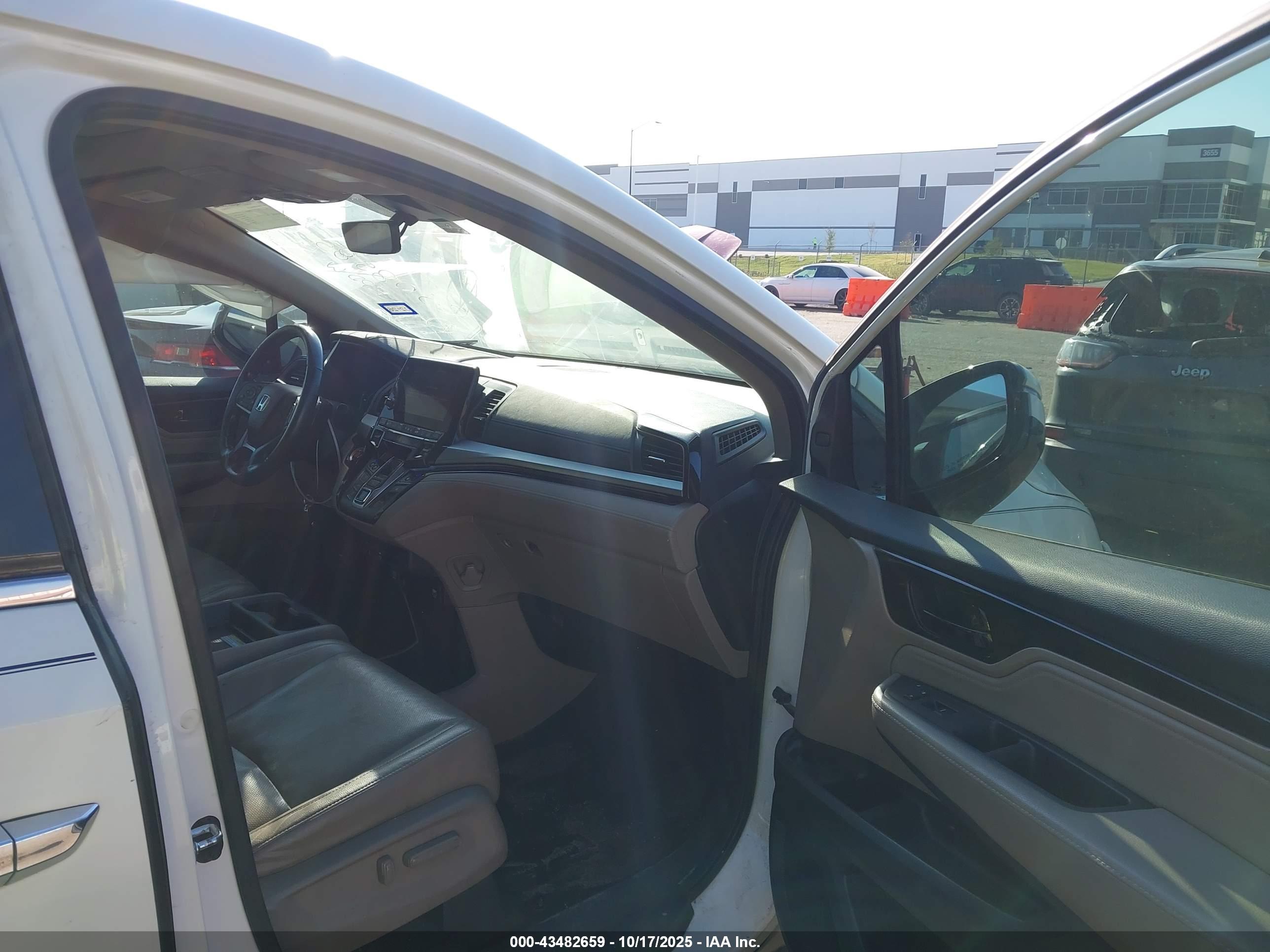 HONDA ODYSSEY image 5