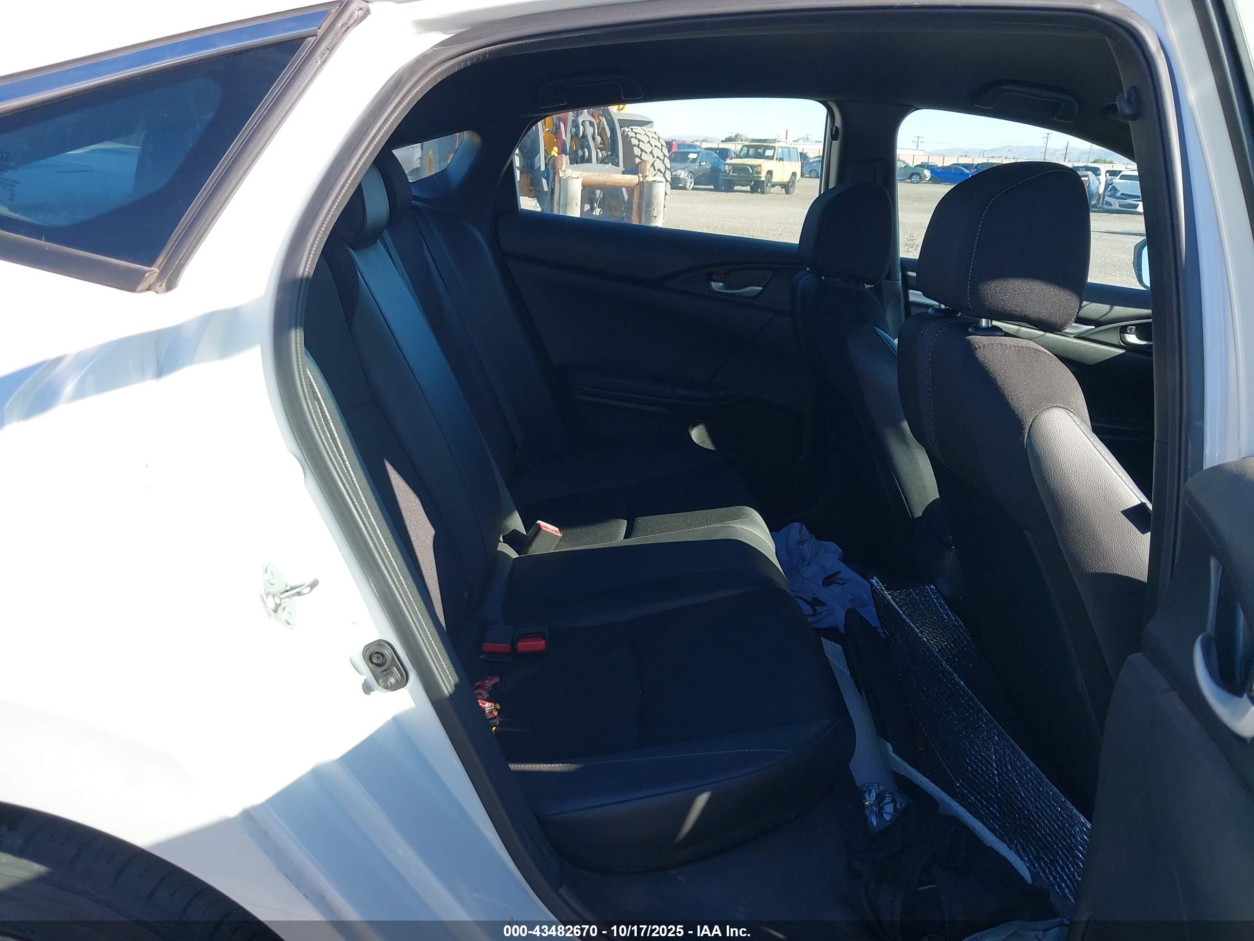 HONDA CIVIC image 8