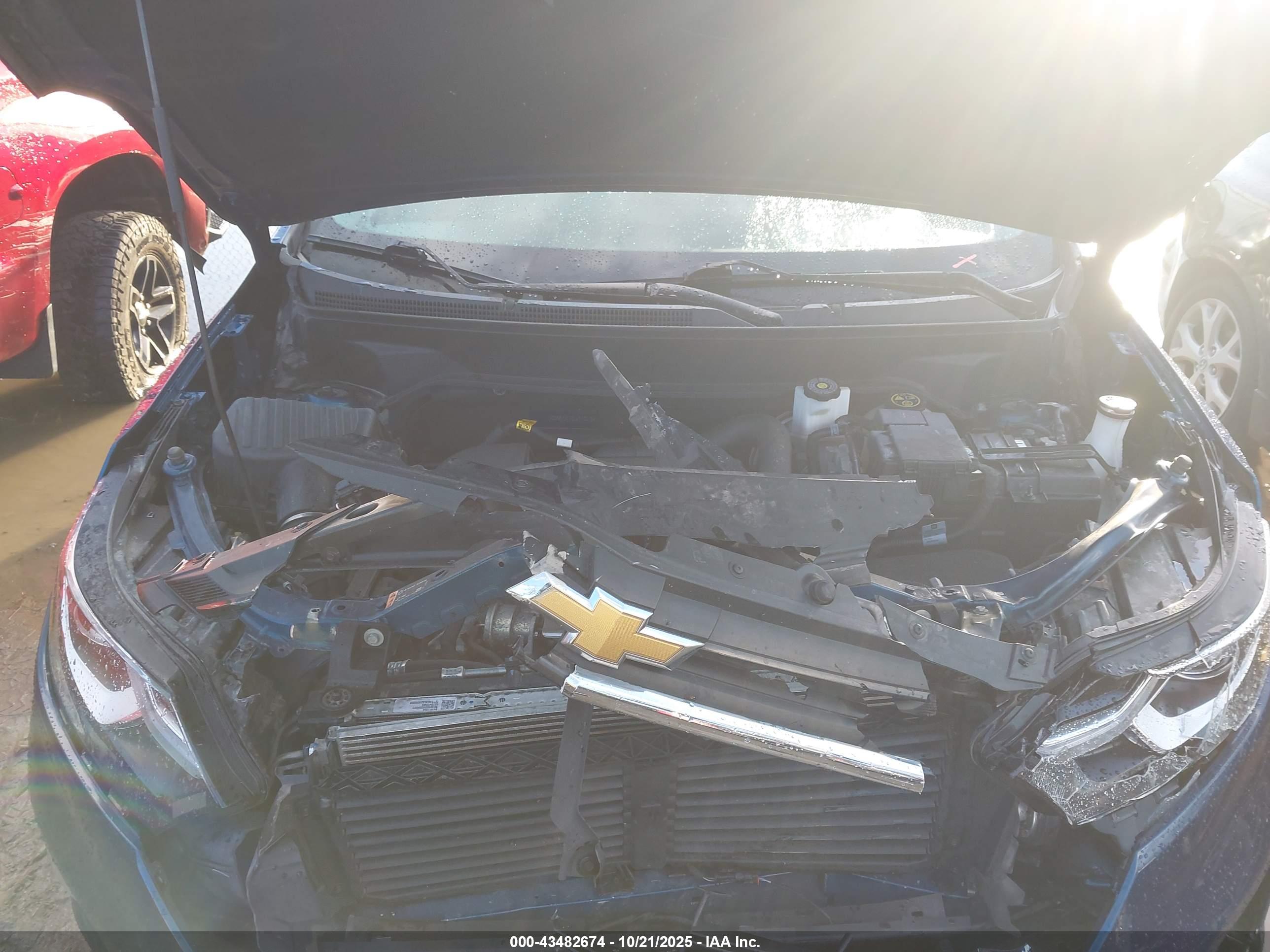 CHEVROLET EQUINOX image 10