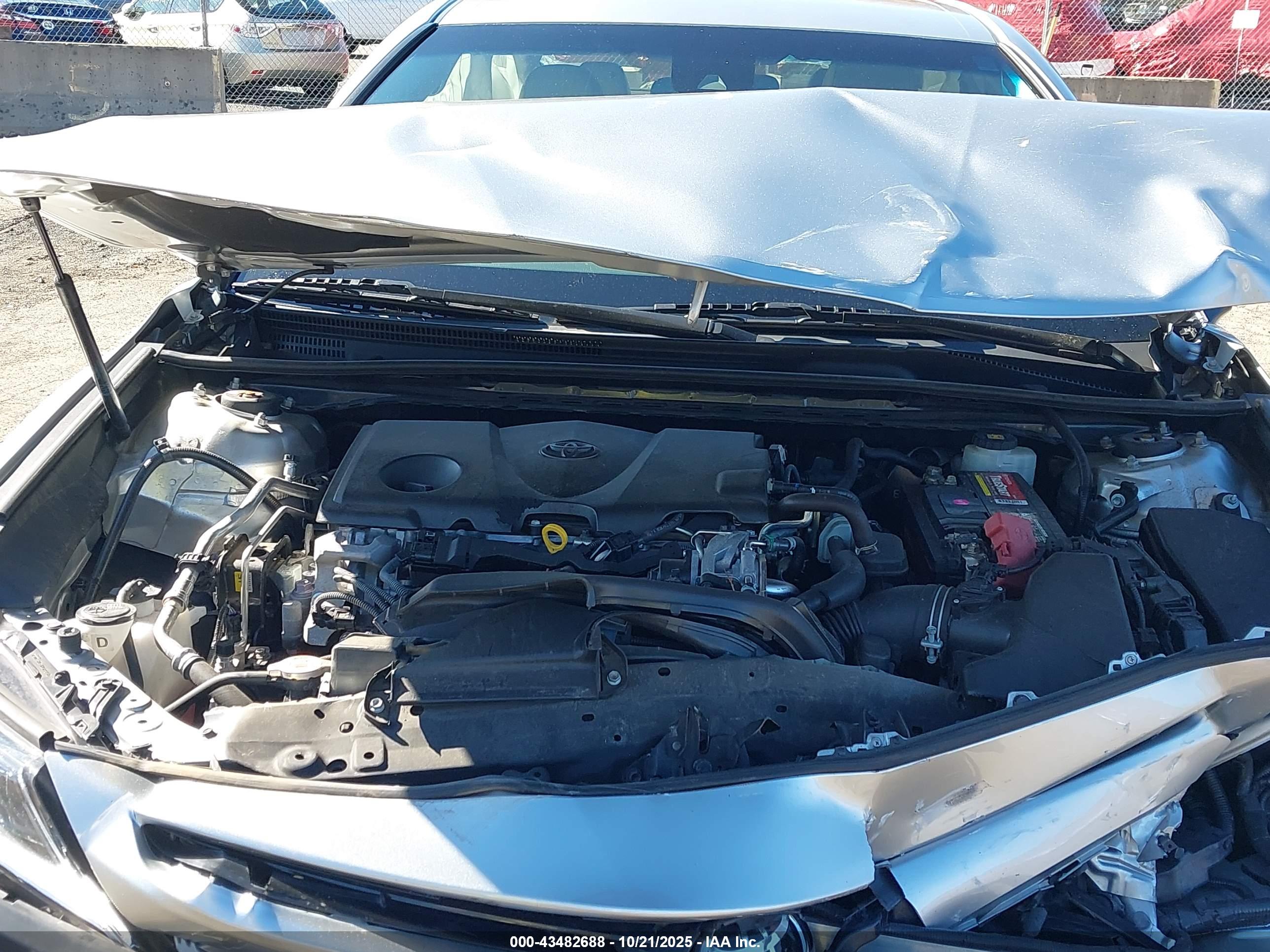 TOYOTA CAMRY image 10