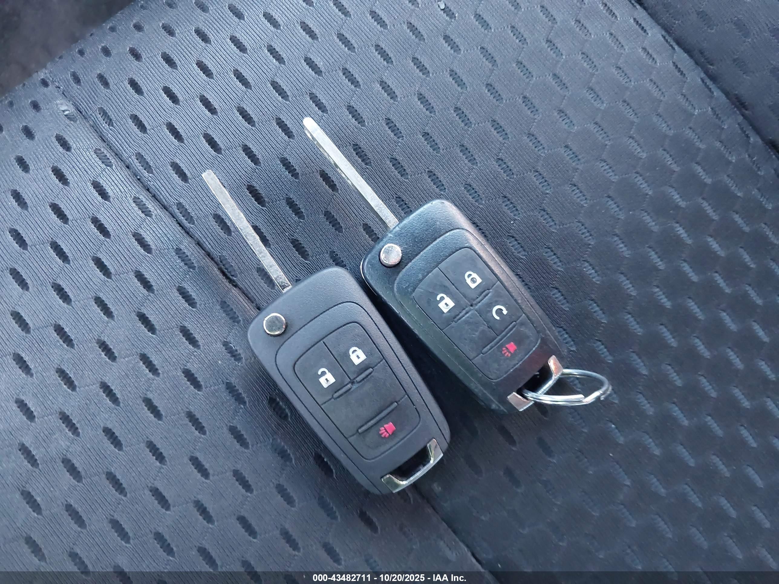 GMC TERRAIN image 11