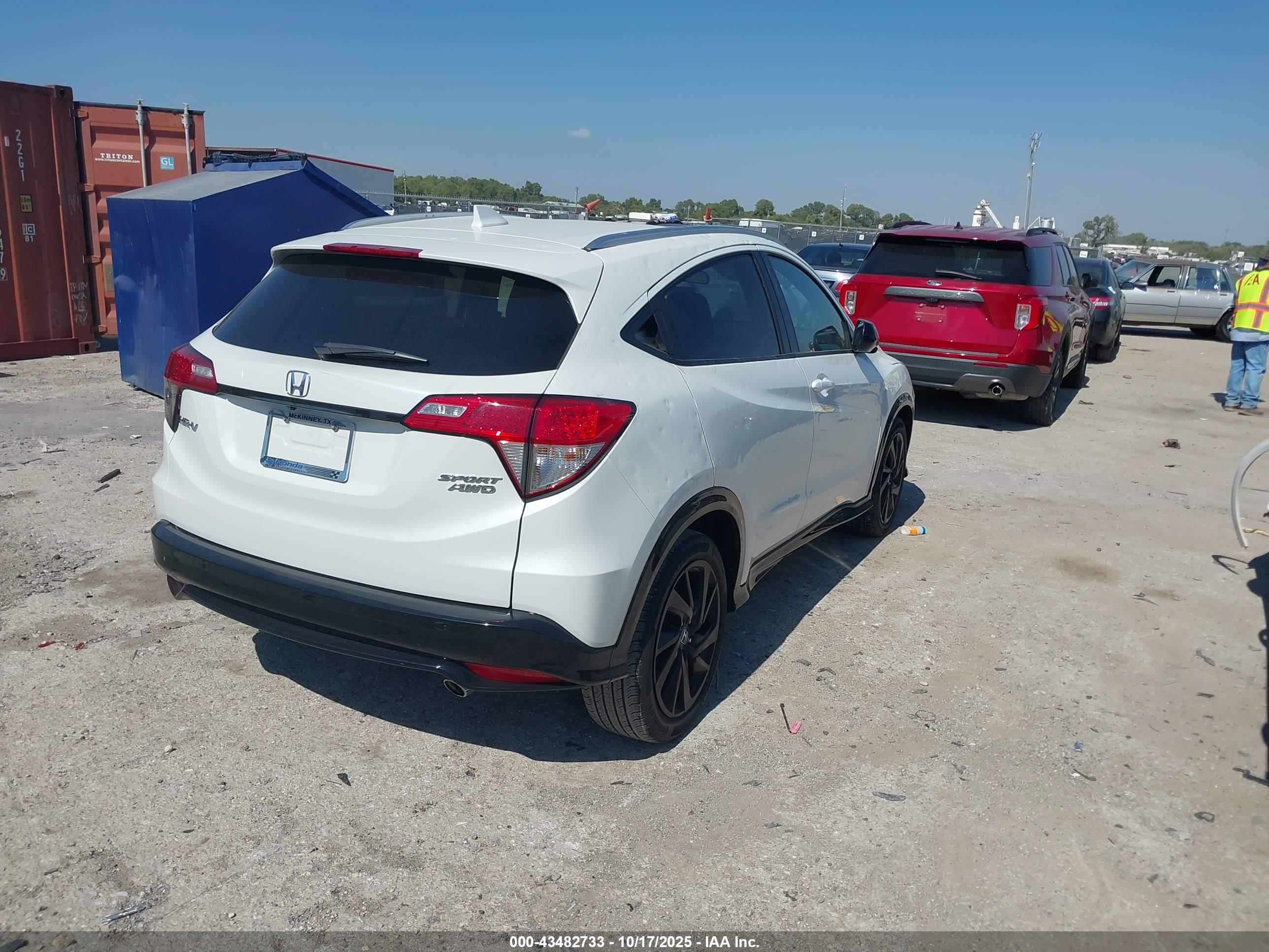 HONDA HR-V image 4