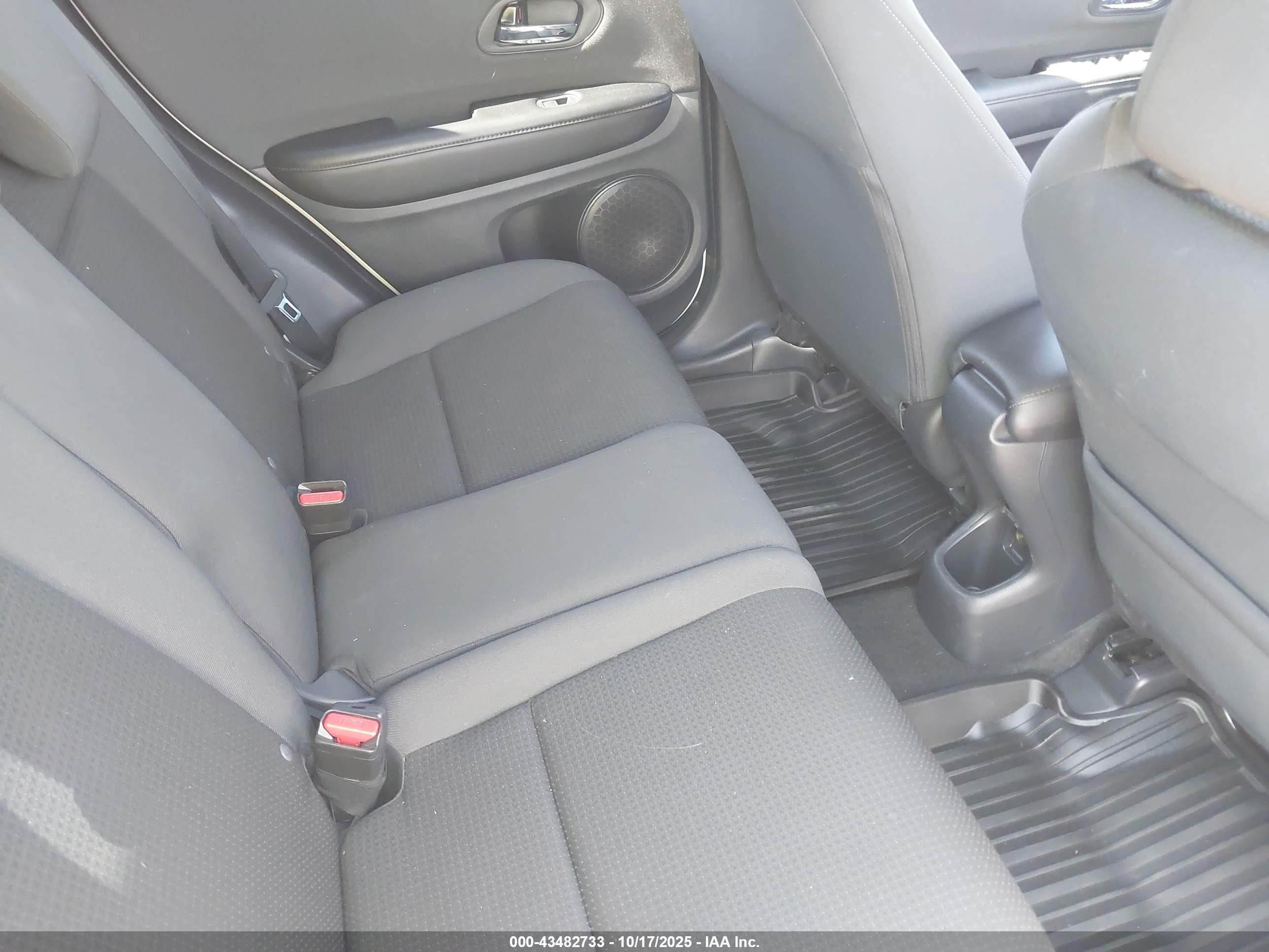HONDA HR-V image 8