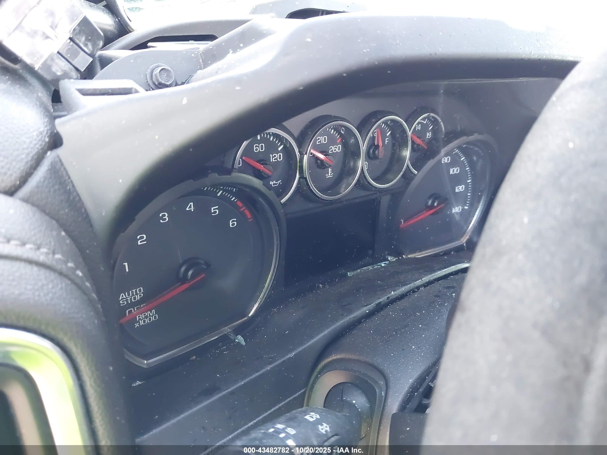 CHEVROLET SILVERADO image 7