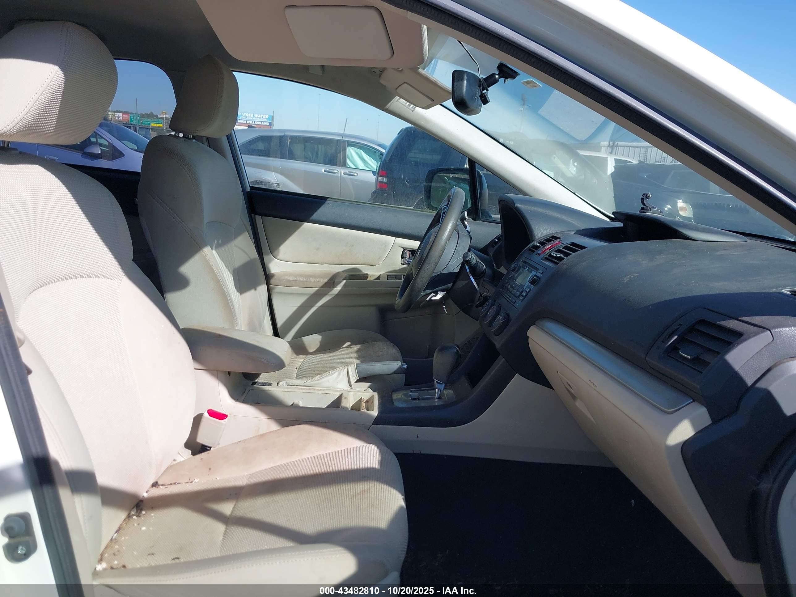 SUBARU XV image 5