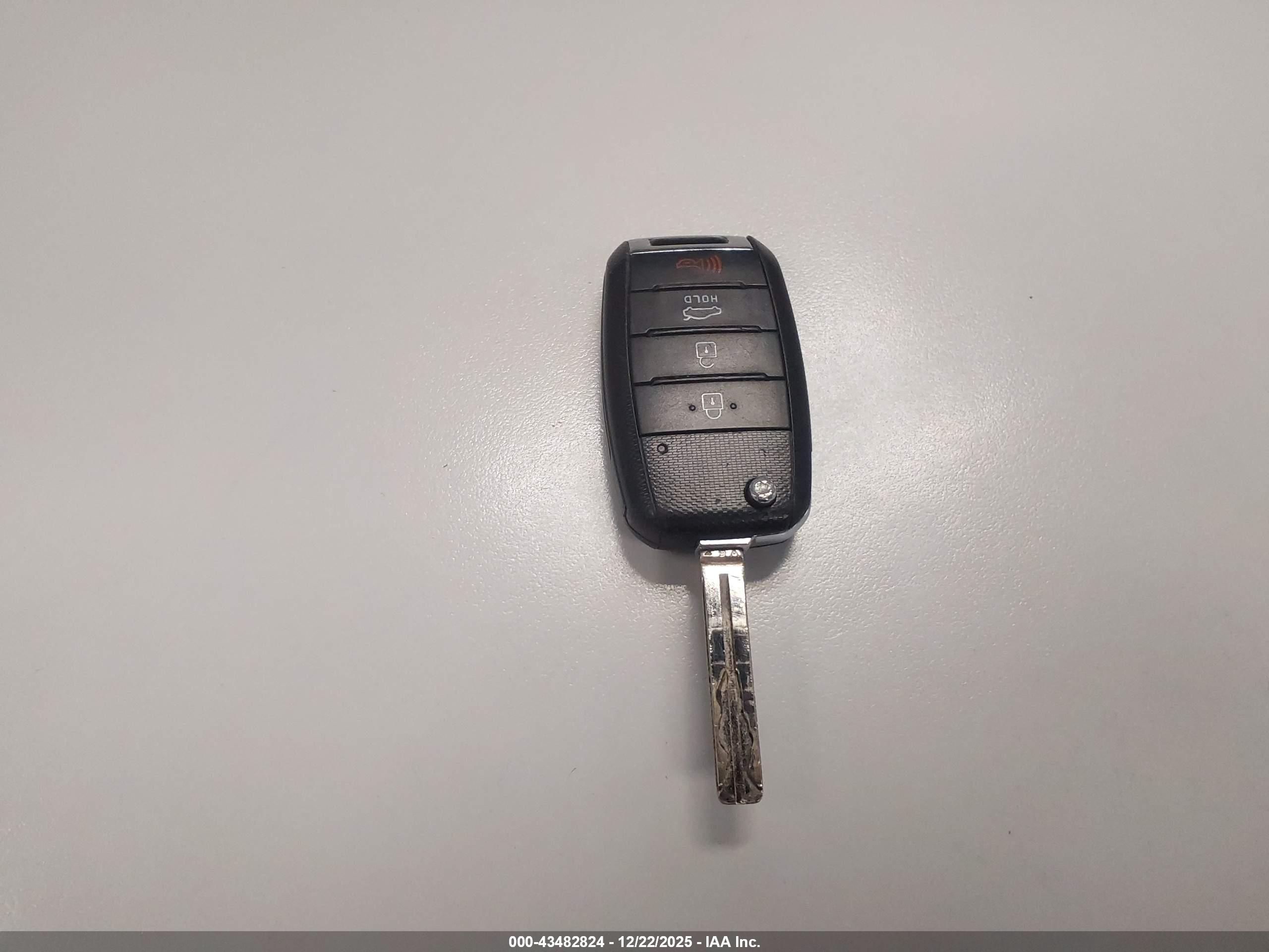KIA RIO image 11