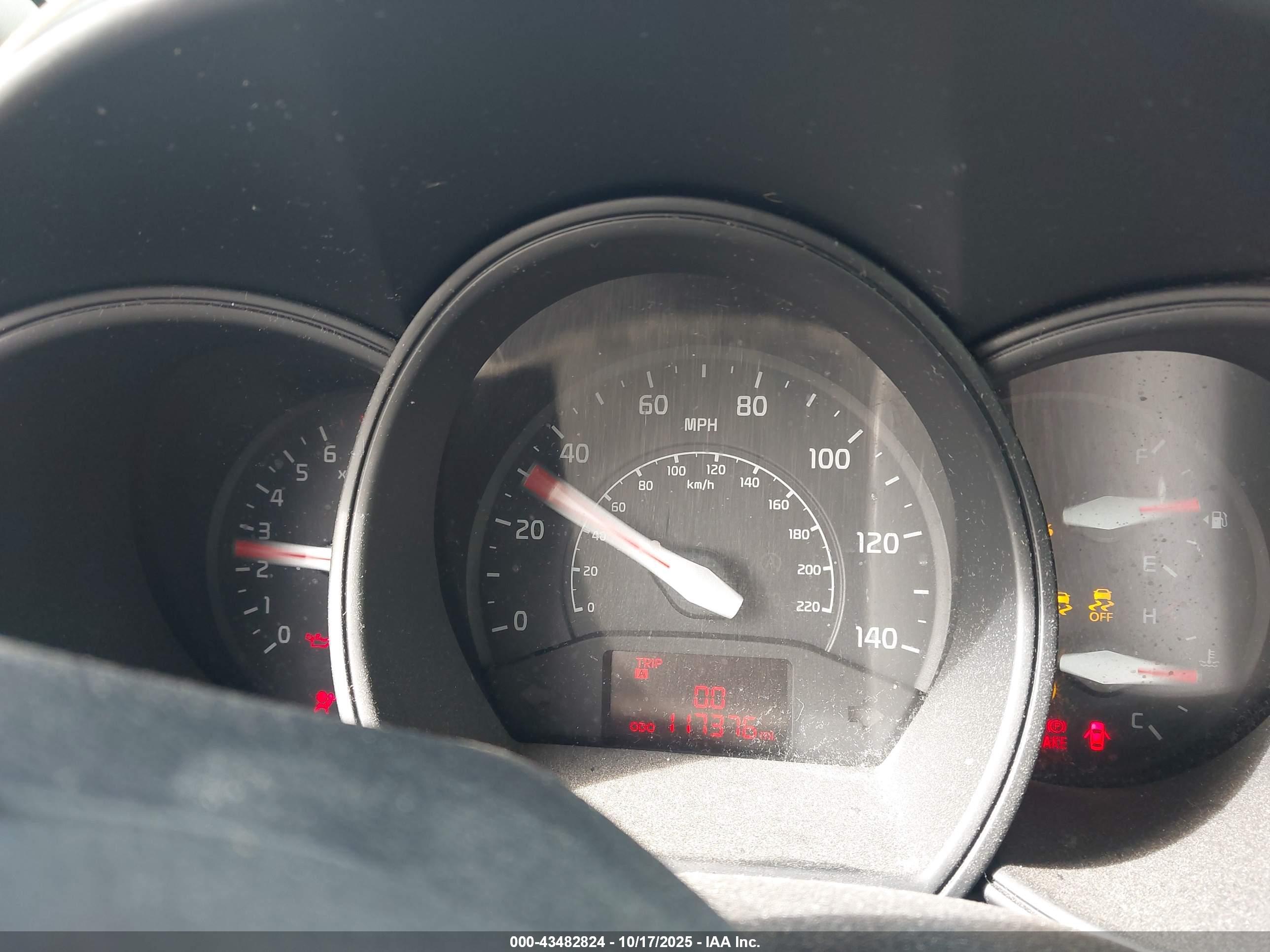 KIA RIO image 7