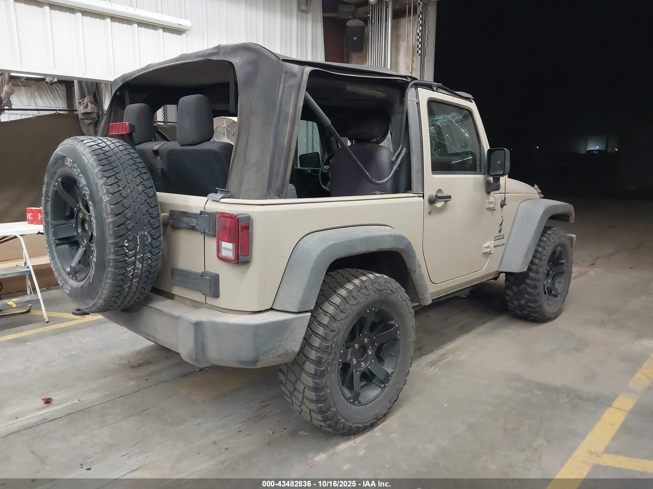 JEEP WRANGLER image 4