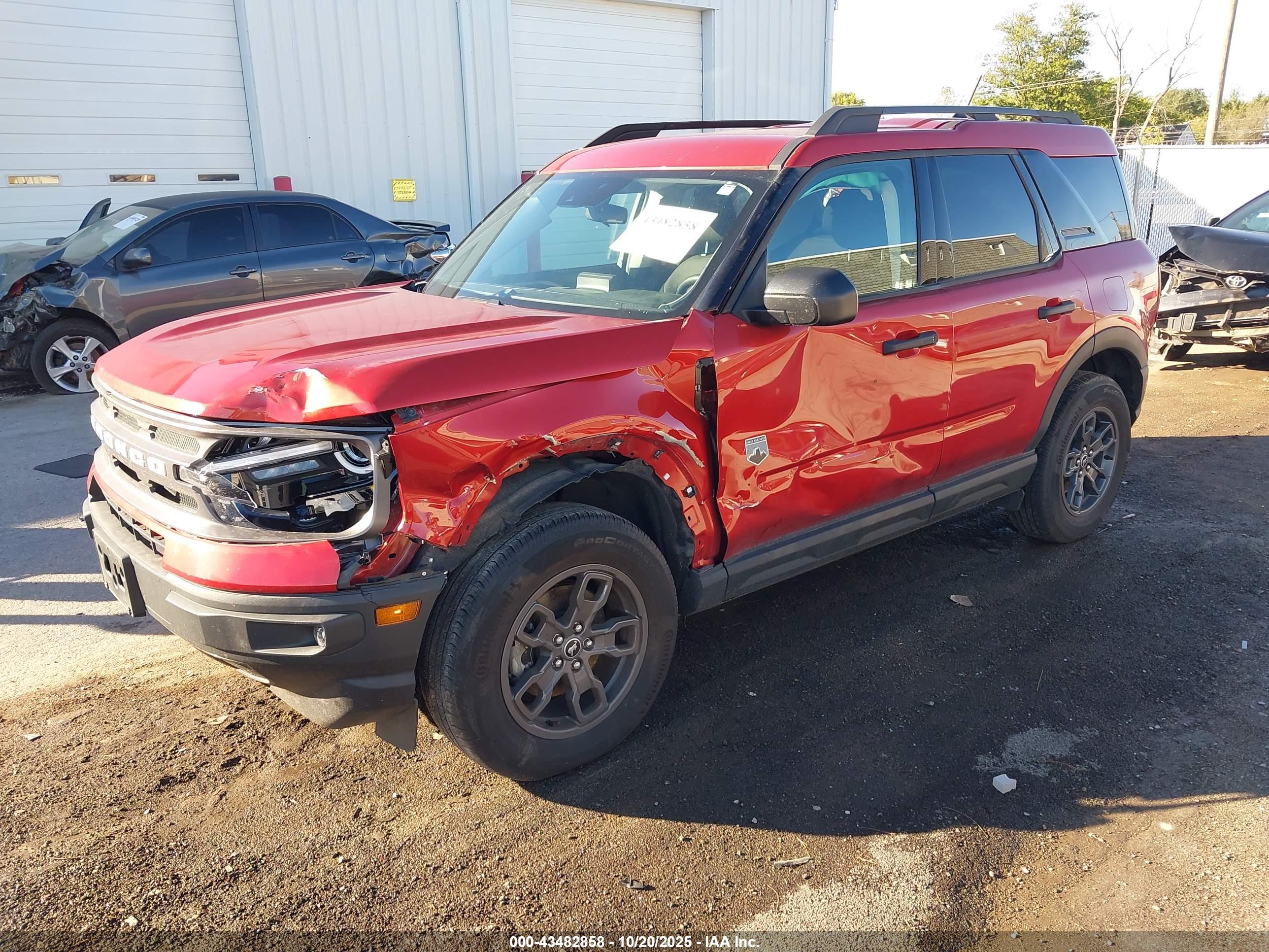 FORD BRONCO image 2
