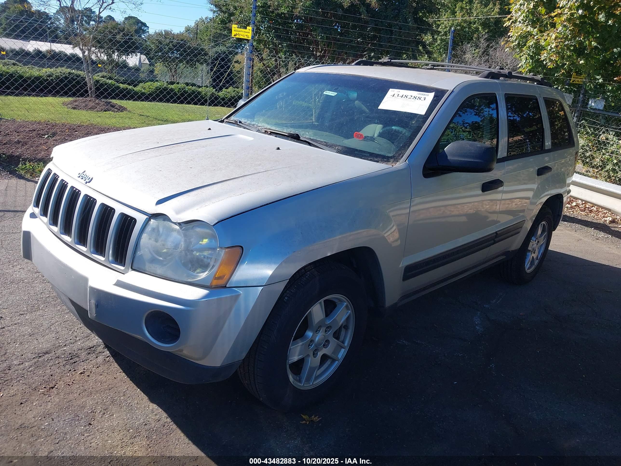 JEEP GRAND image 2