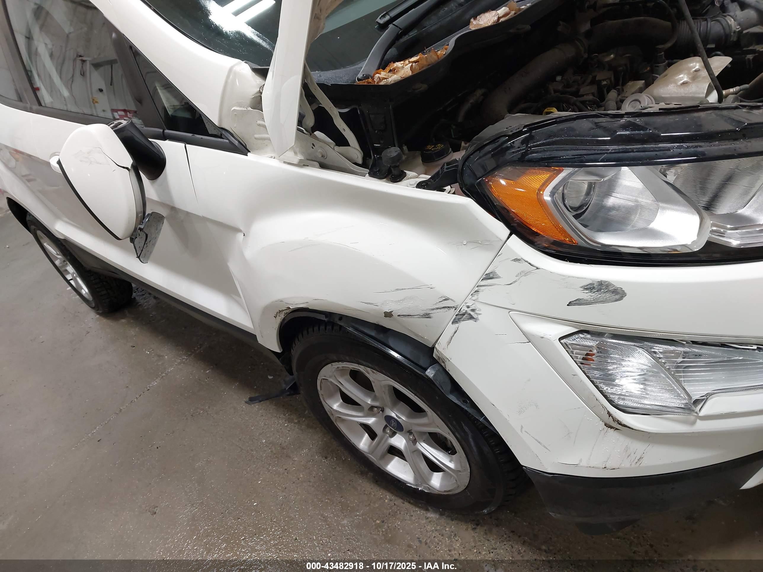 FORD ECOSPORT image 6
