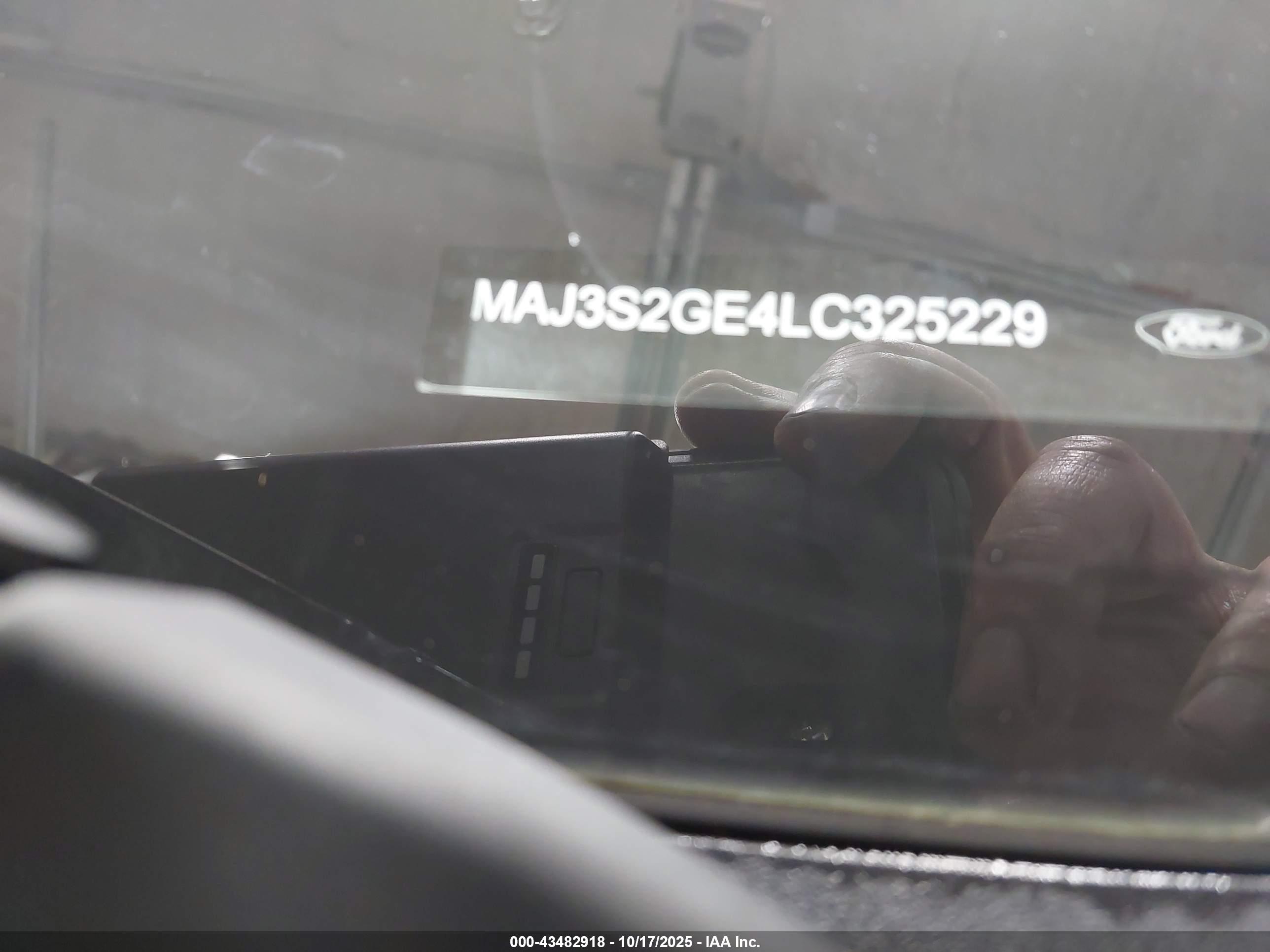 FORD ECOSPORT image 9