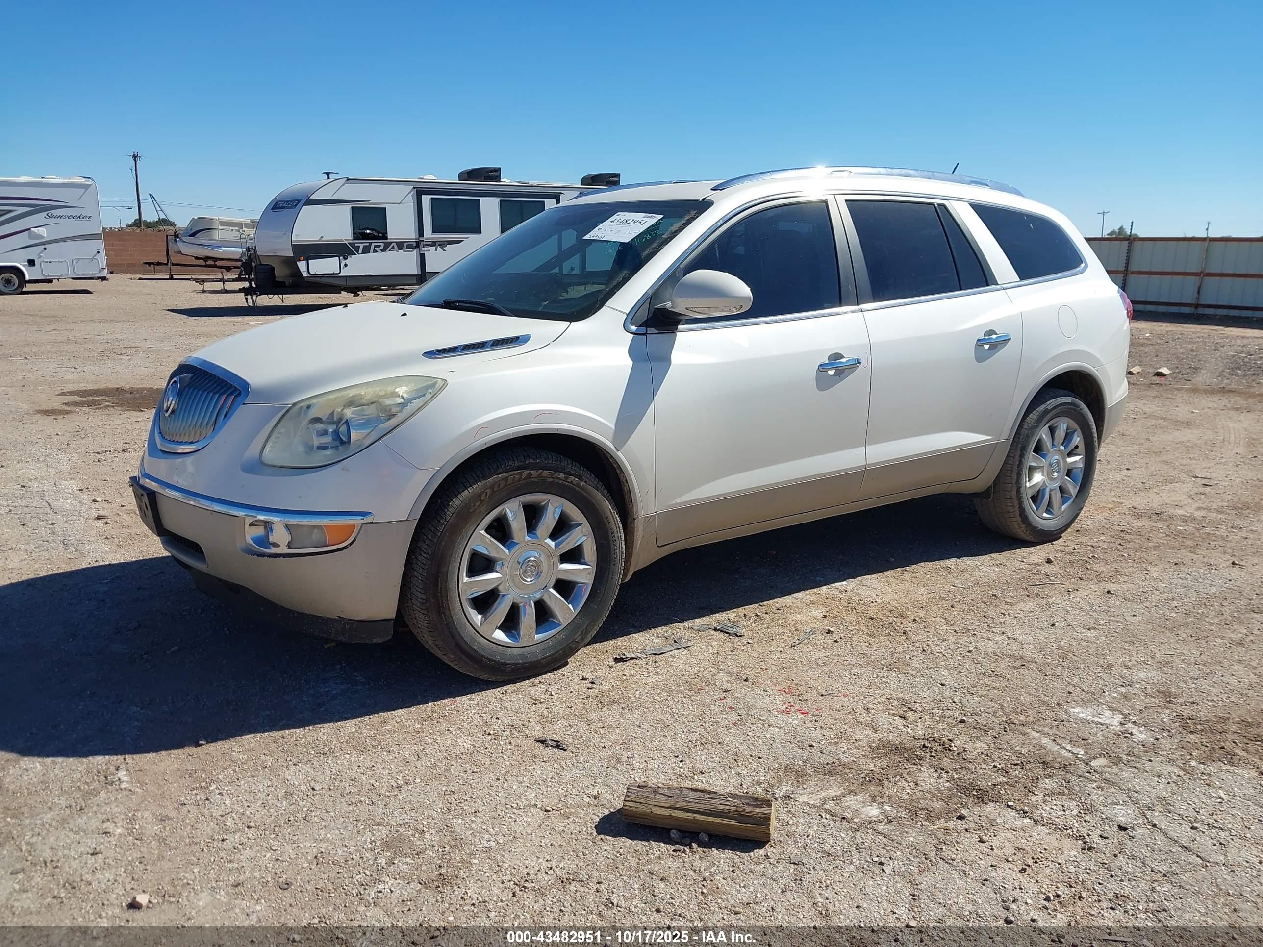 BUICK ENCLAVE image 2