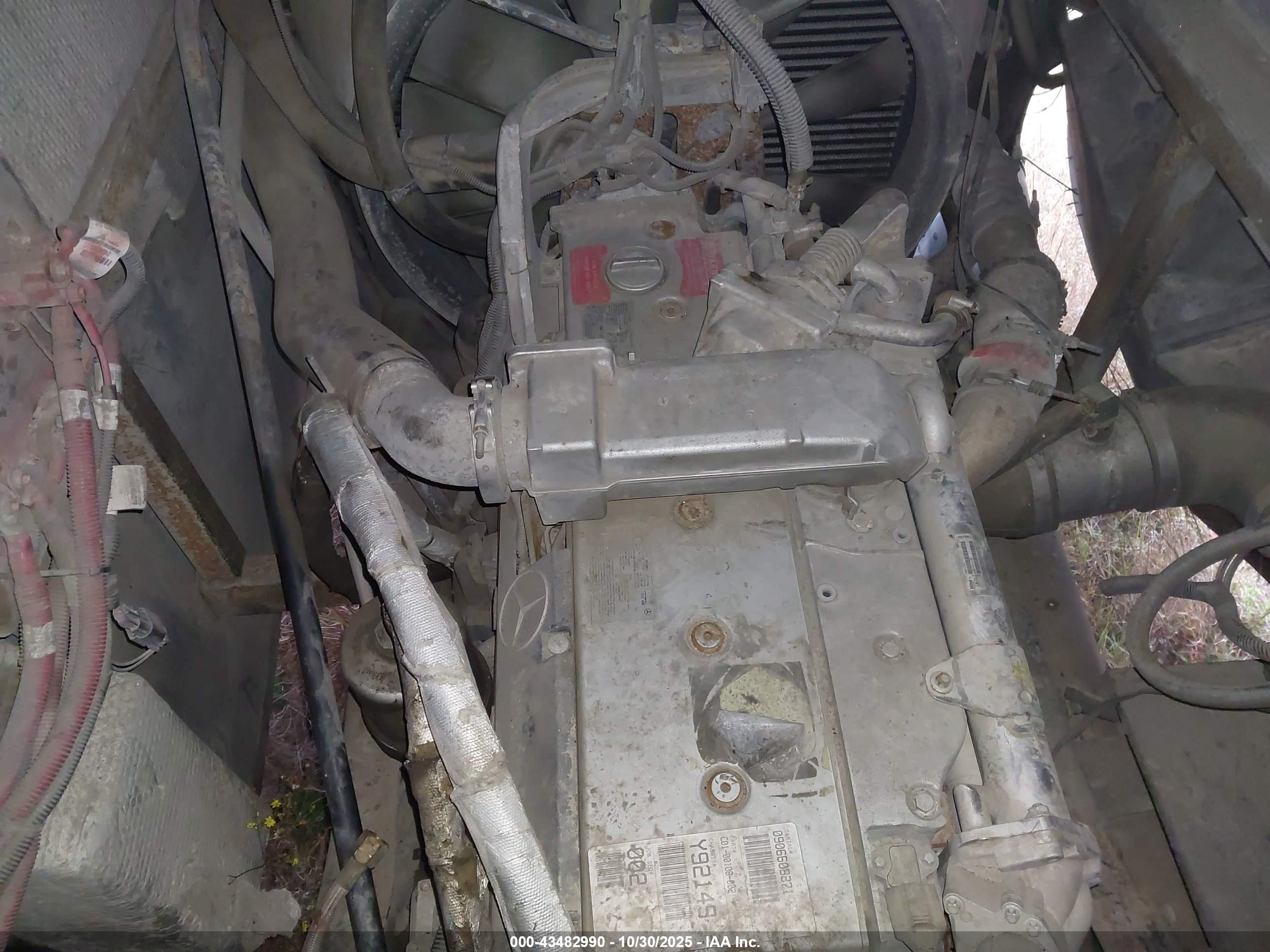 FREIGHTLINER CHASSIS image 10