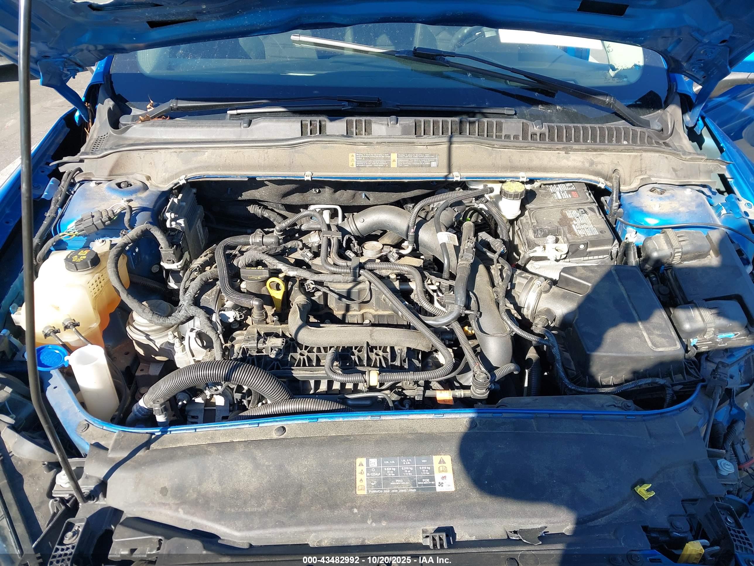 FORD FUSION image 10