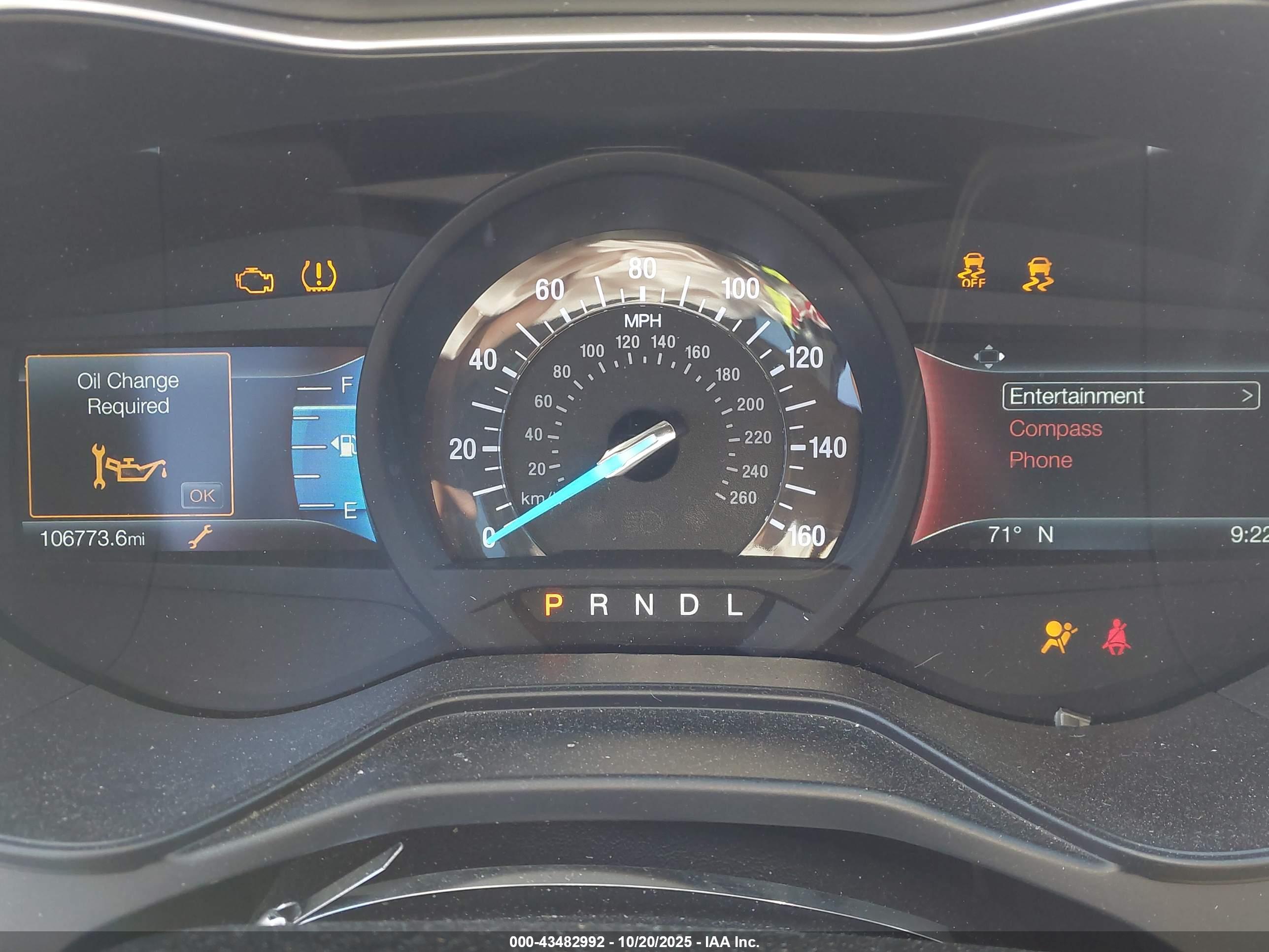 FORD FUSION image 7
