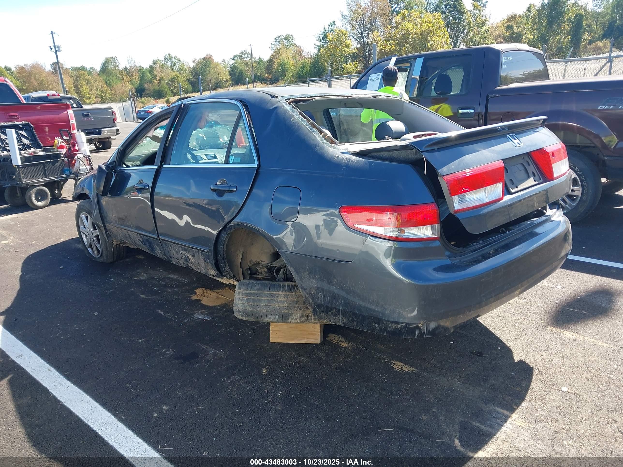 HONDA ACCORD image 3