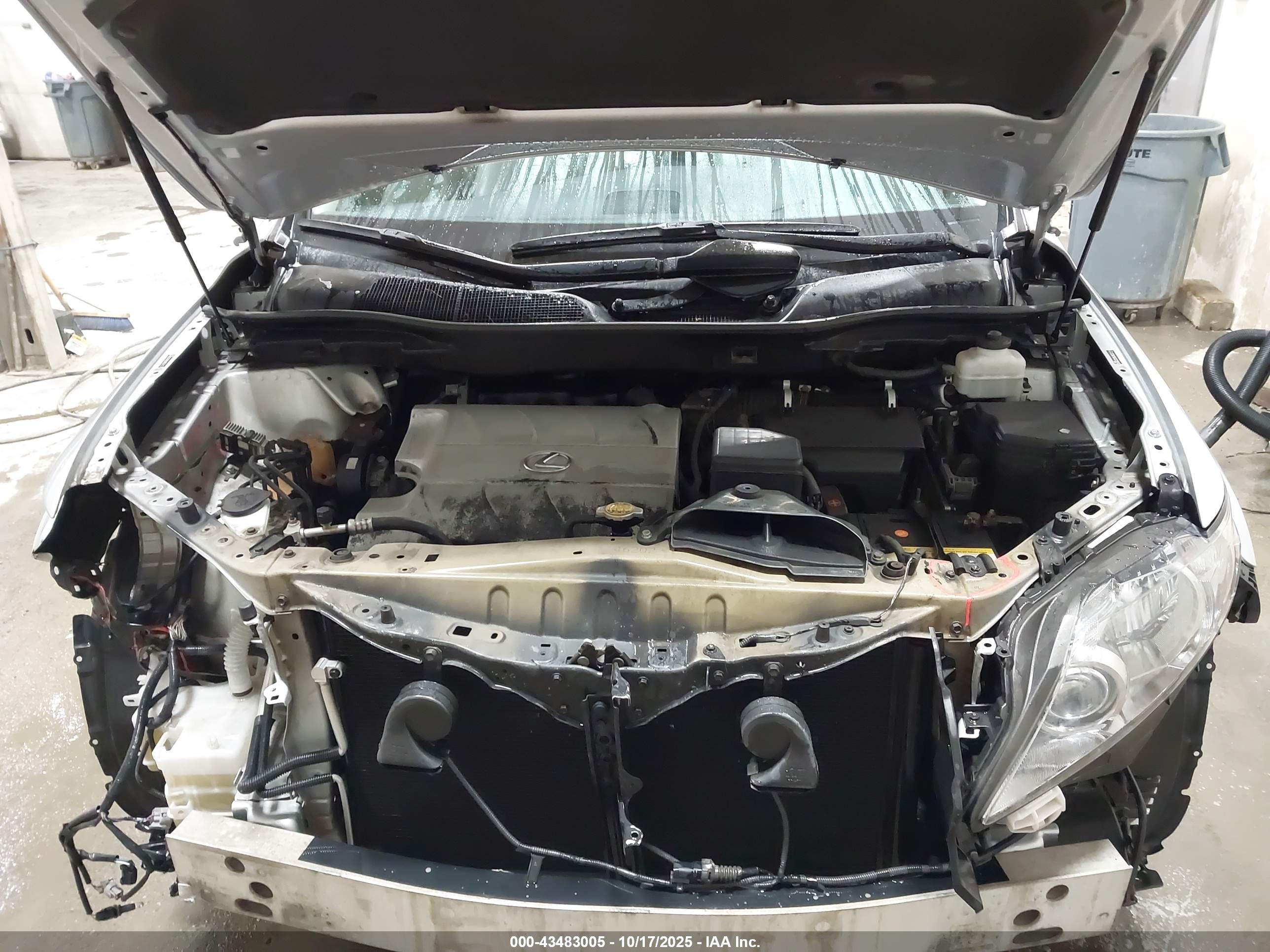 LEXUS RX image 10