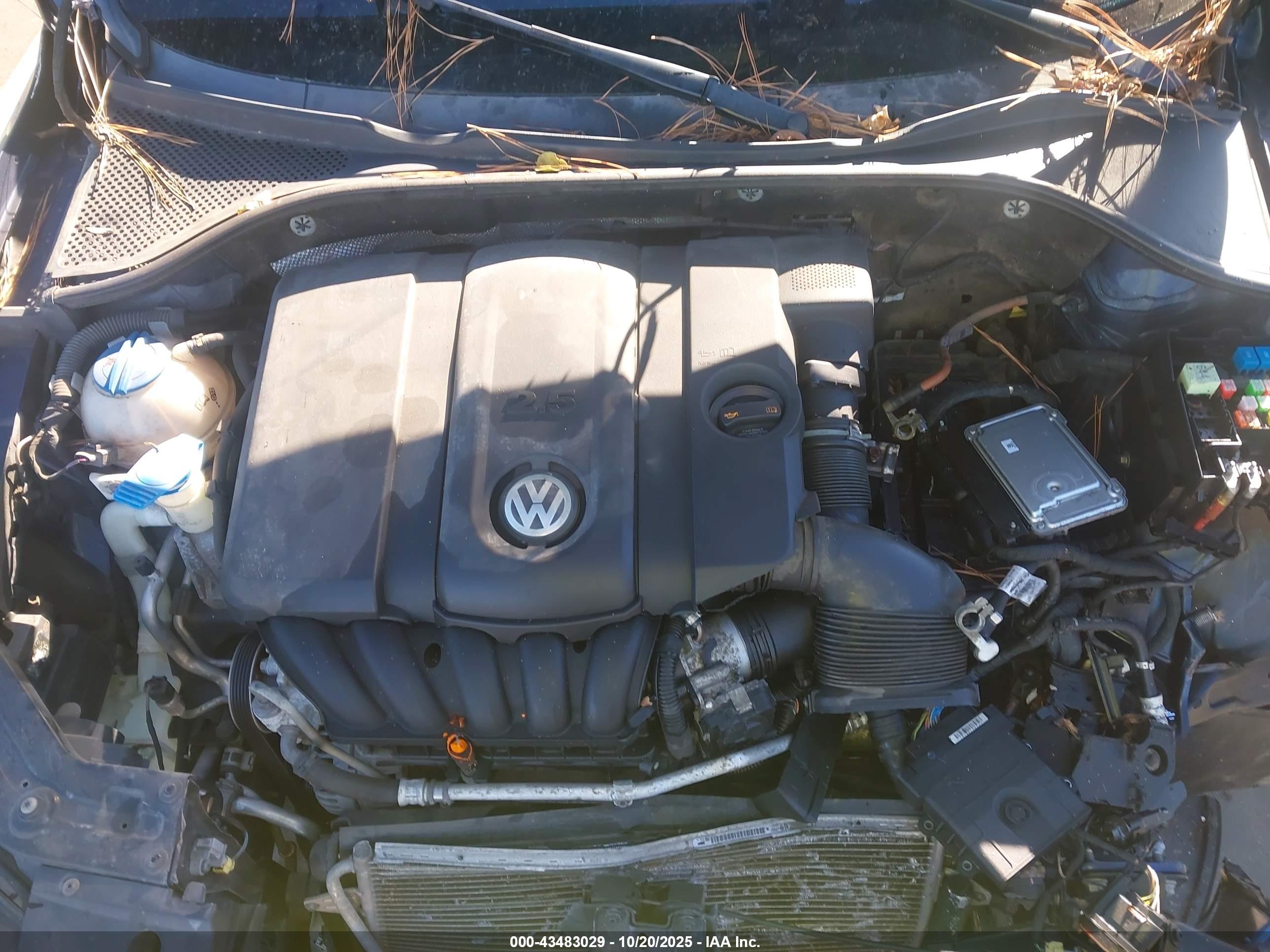 VOLKSWAGEN PASSAT image 10