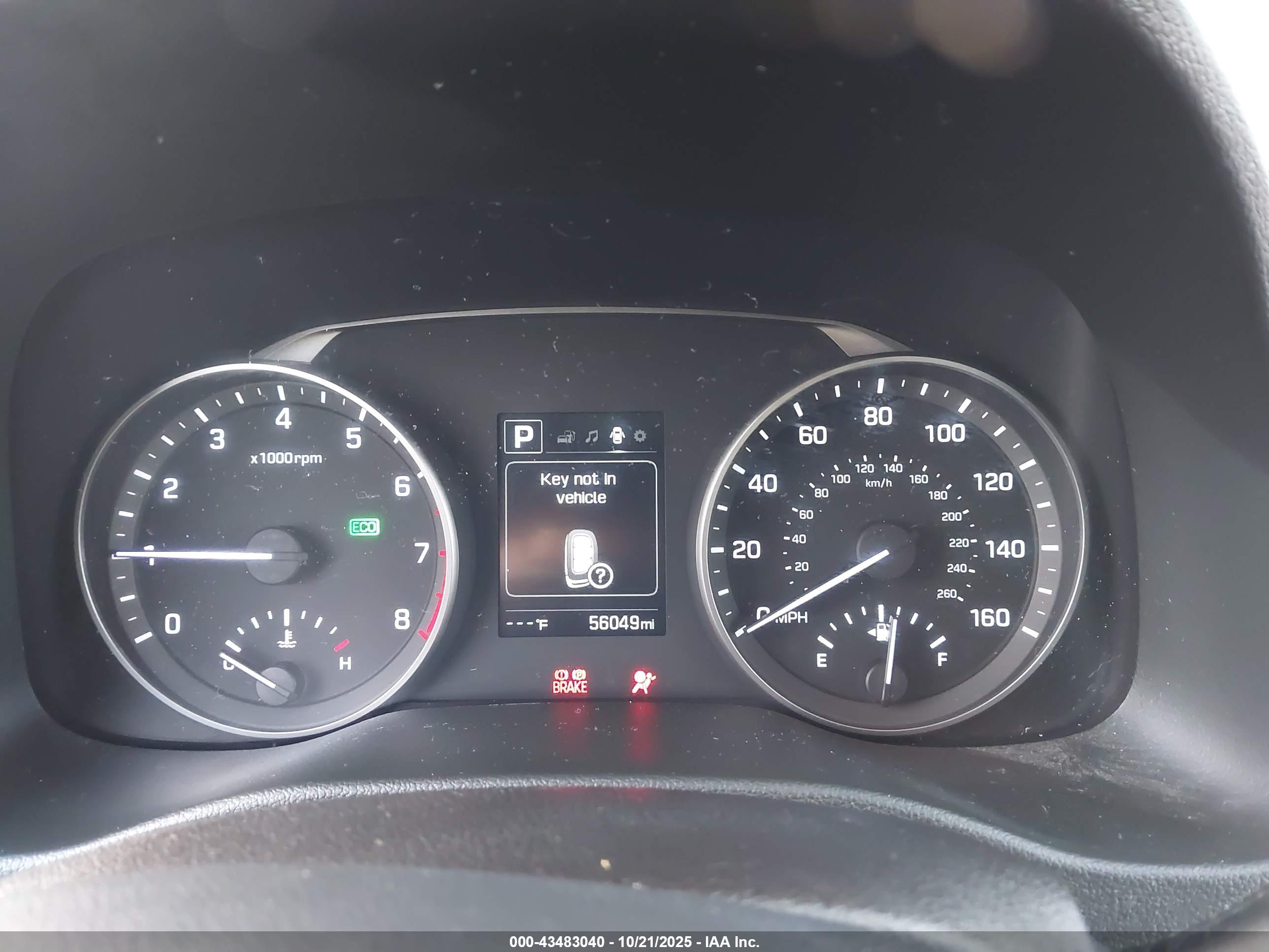 HYUNDAI ELANTRA image 7