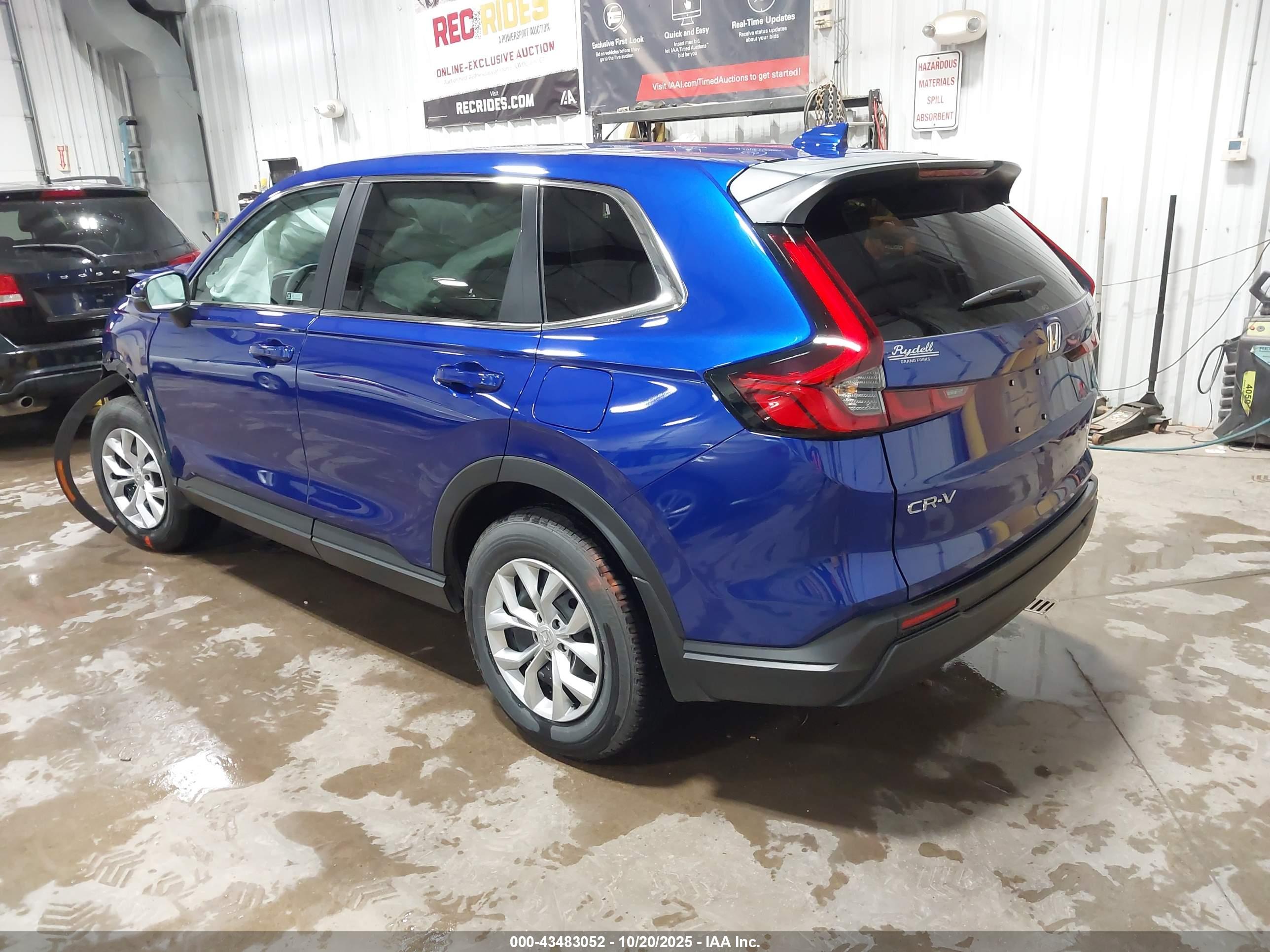 HONDA CR-V image 3
