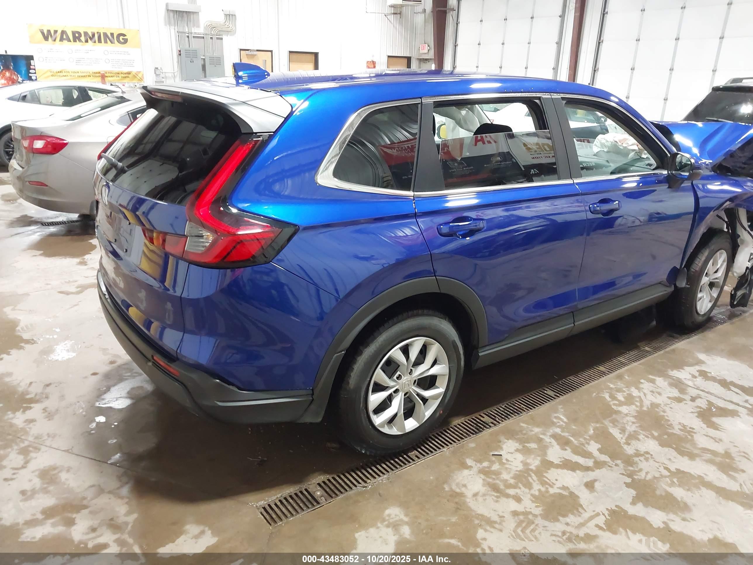 HONDA CR-V image 4