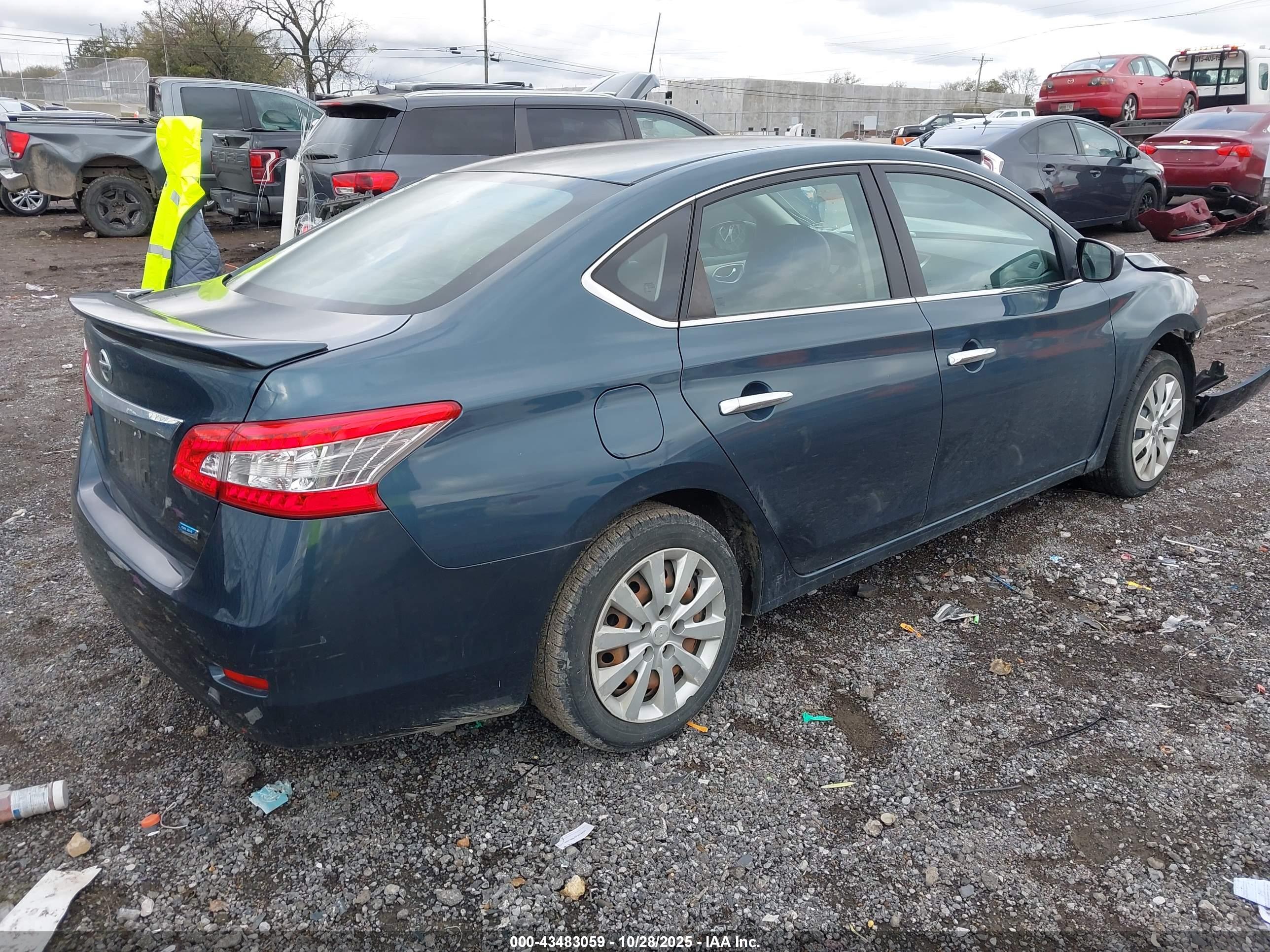 NISSAN SENTRA image 4