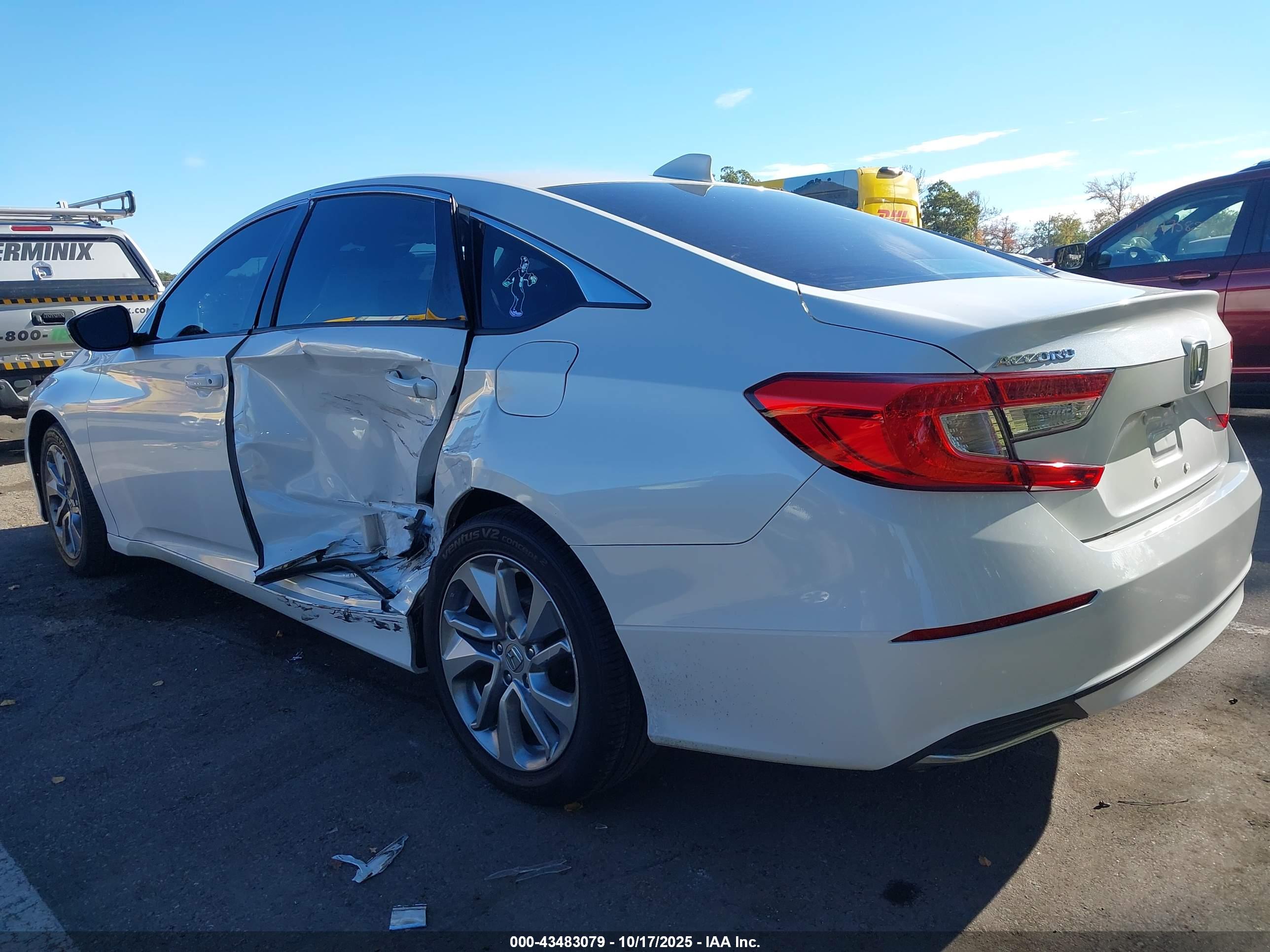 HONDA ACCORD image 6