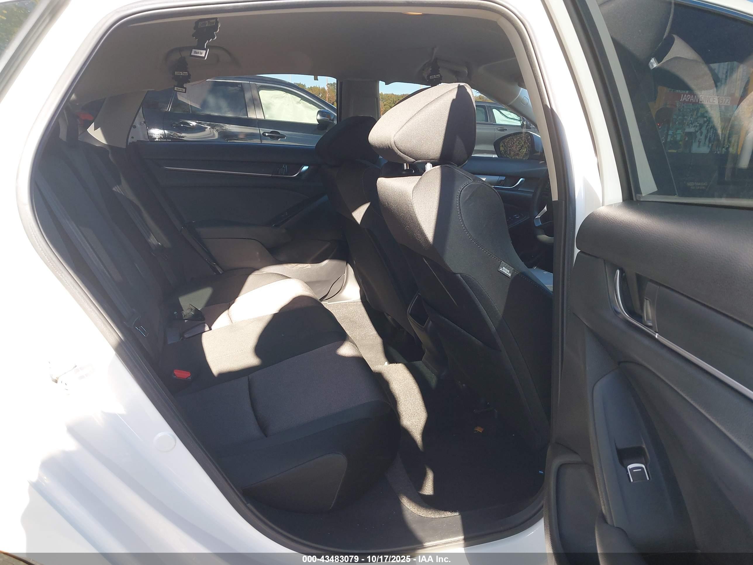 HONDA ACCORD image 8